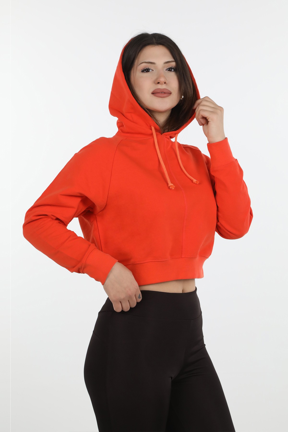 Turuncu Crop Serisi Sweatshirt