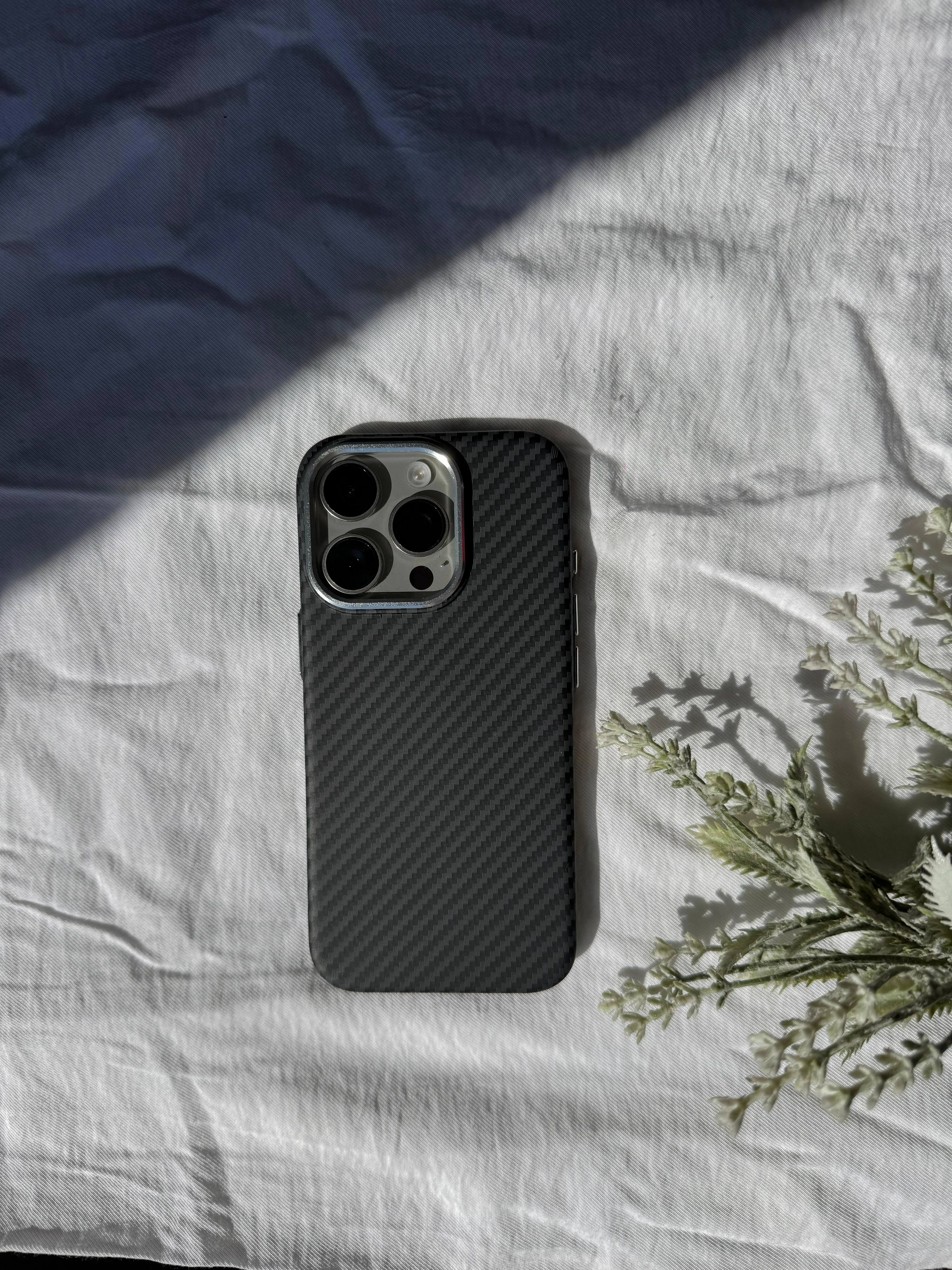 İPHONE 16 PRO ÖZEL BASKI KILIF