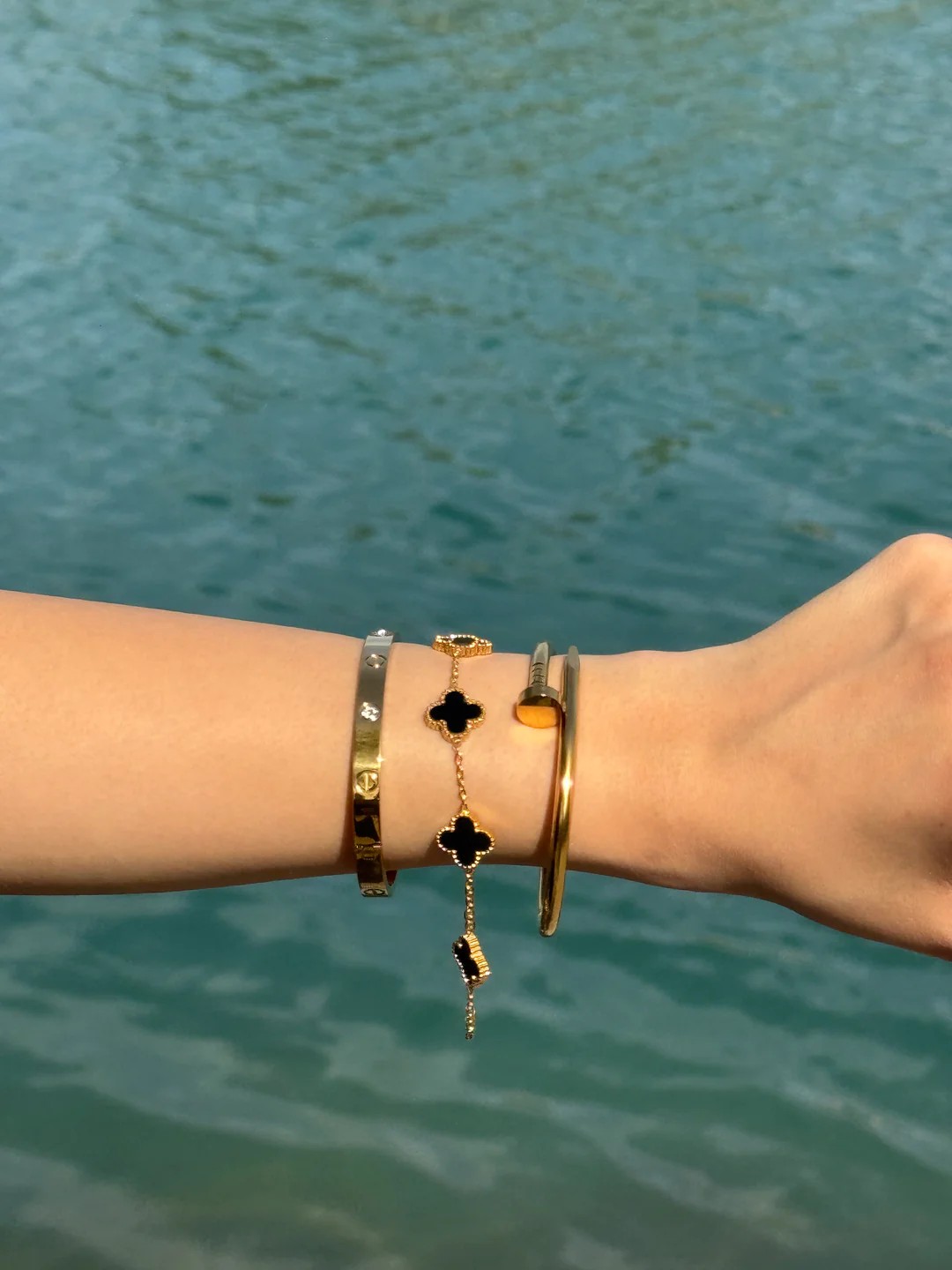 Çivi + Yonca + Bileklik Gold Set