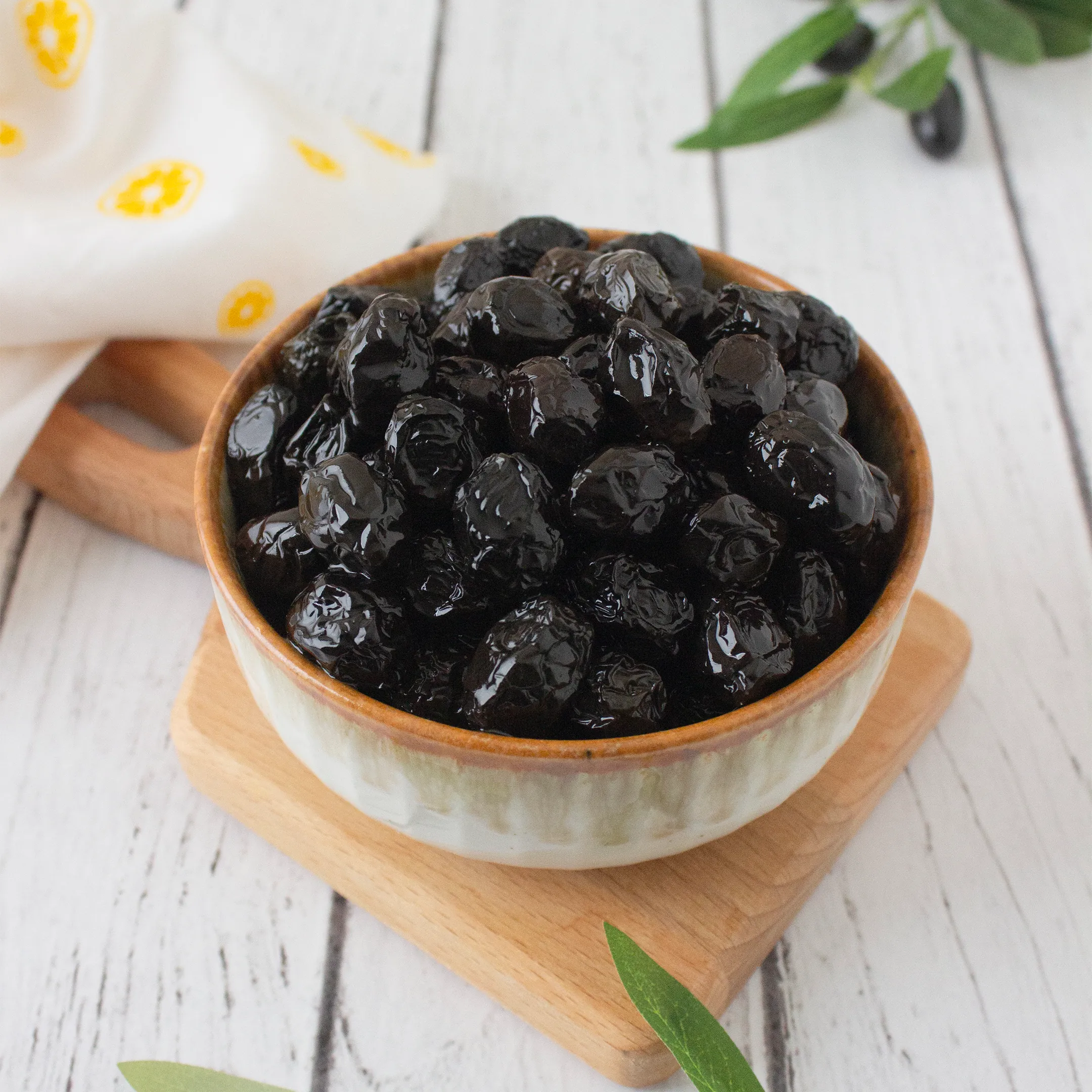 Kuru Sele İri Boy Siyah Zeytin