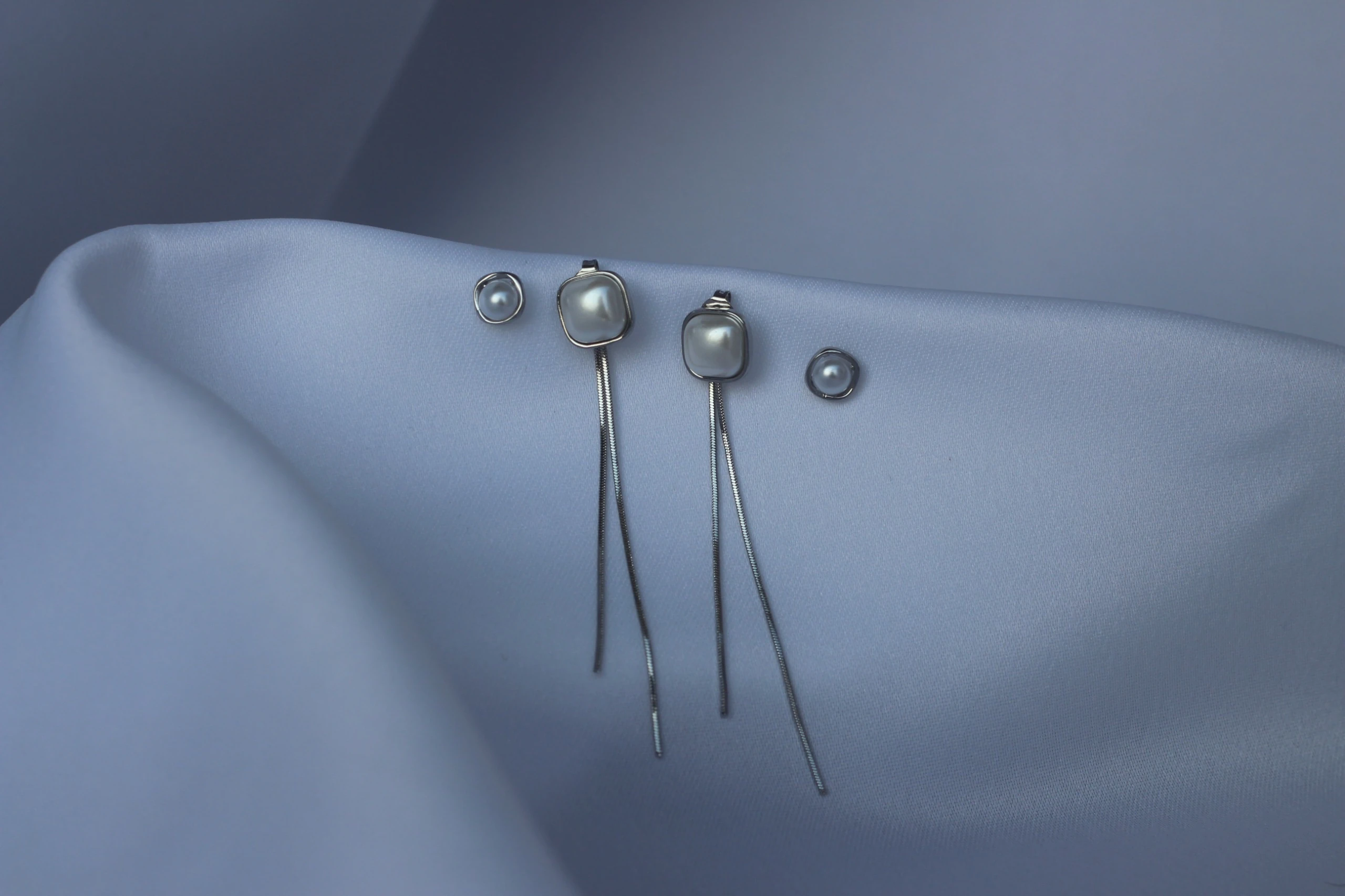 Minimalist Sarkıt Küpe Seti - Silver