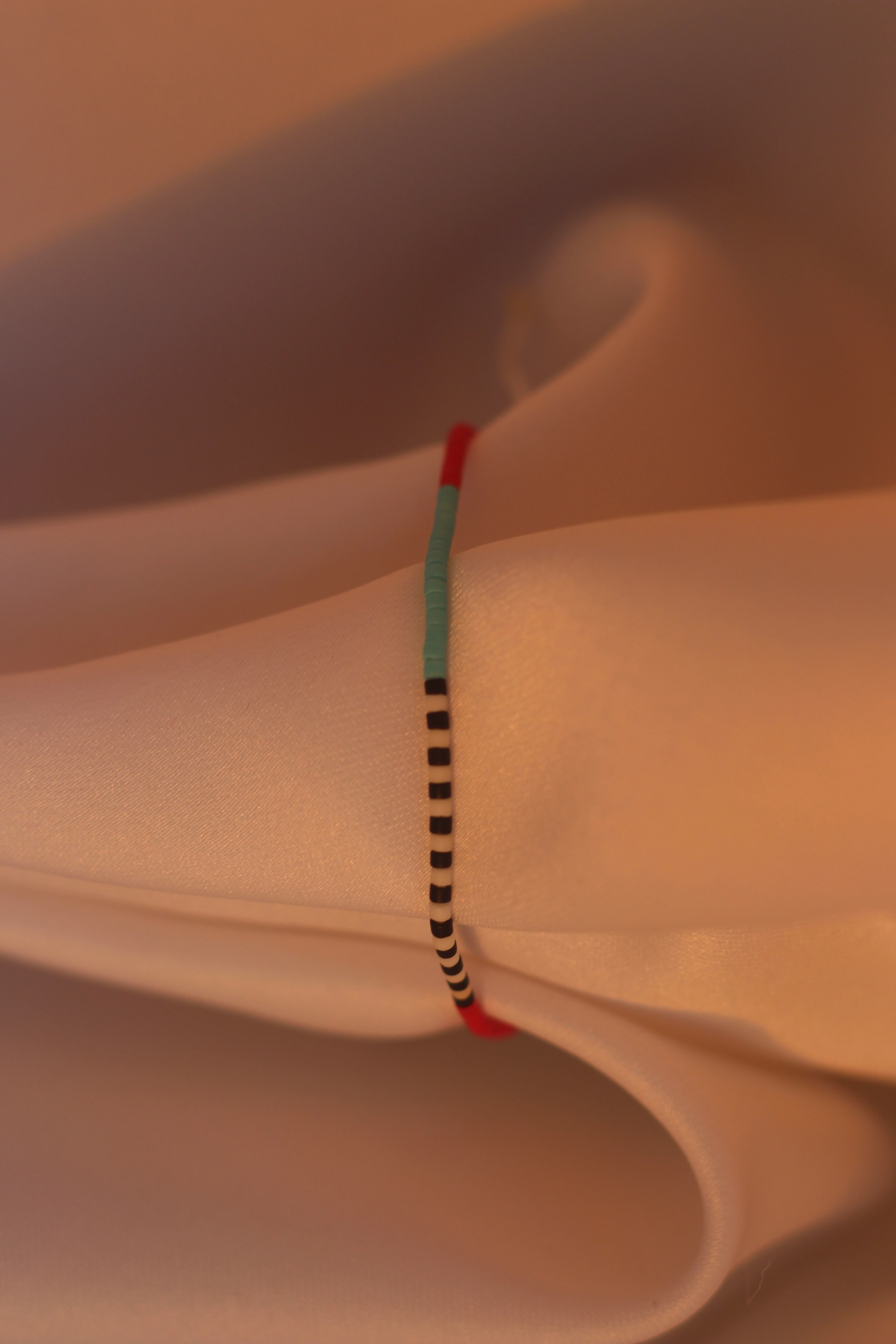 Dizi Serisi - Dama + Kırmızı + Turkuaz