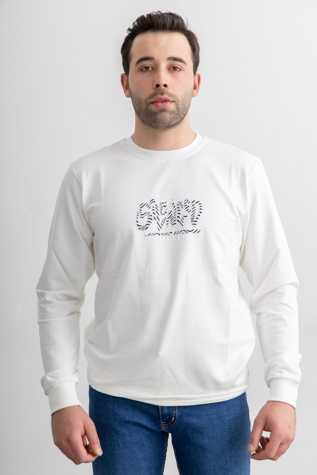 Erkek 8310 Sıfır Yaka Uzun Kollu Baskılı Sweatshirt