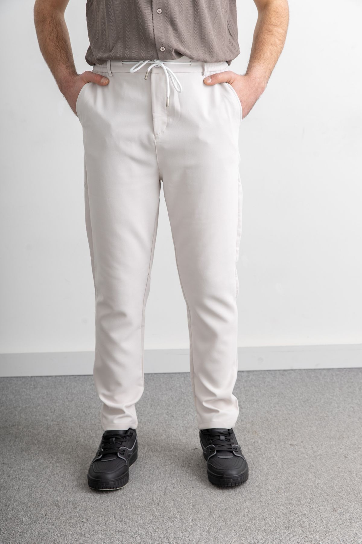 Erkek Beli Lastikli İpli Cepli Rahat Kesim Double Kumaş Jogger Pantolon