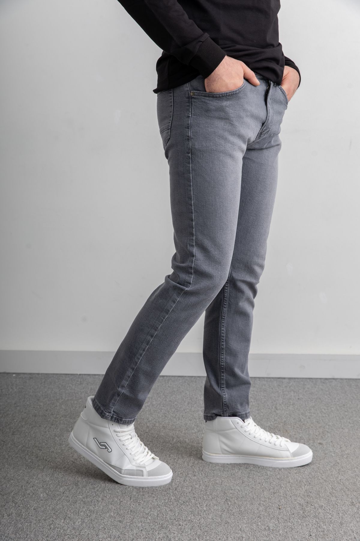 Erkek Rahat Kalıp Premium Kumaş Regular Fit Kot Pantolon