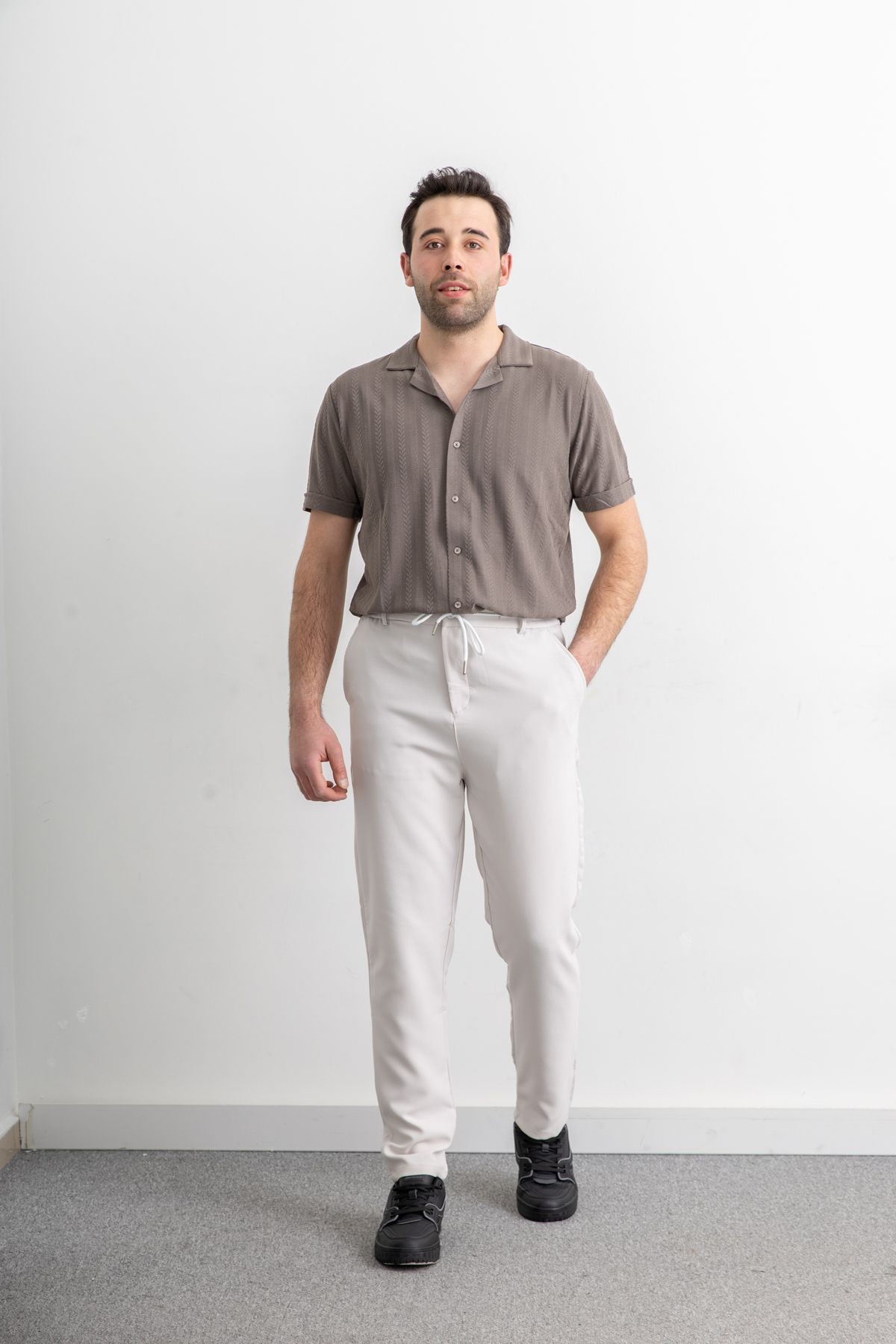 Erkek Beli Lastikli İpli Cepli Rahat Kesim Double Kumaş Jogger Pantolon image