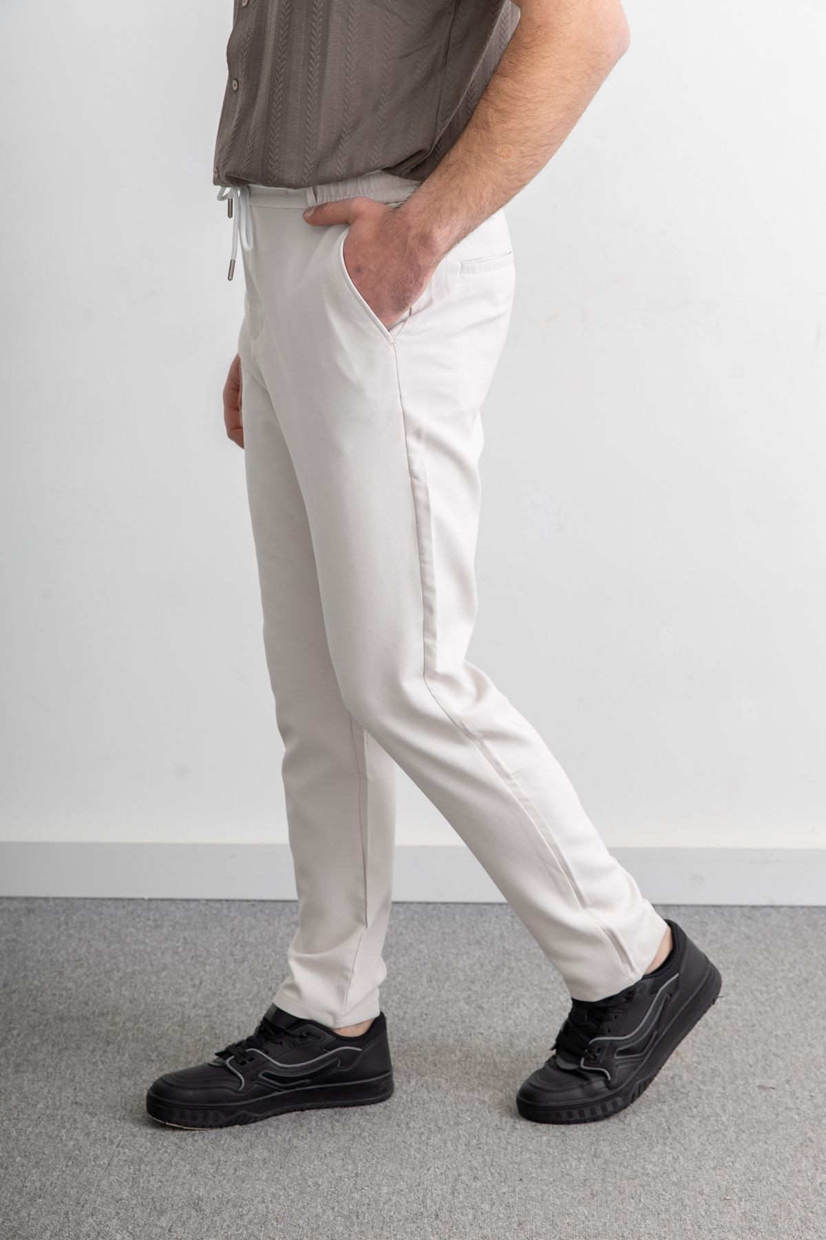 Erkek Beli Lastikli İpli Cepli Rahat Kesim Double Kumaş Jogger Pantolon