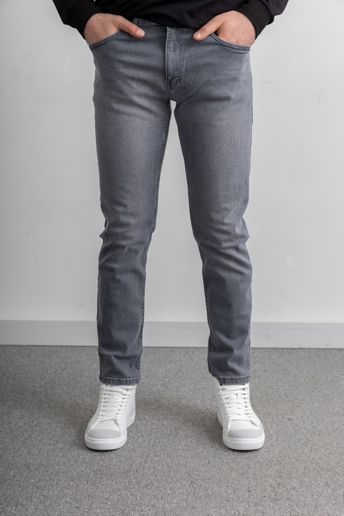 Erkek Rahat Kalıp Premium Kumaş Regular Fit Kot Pantolon