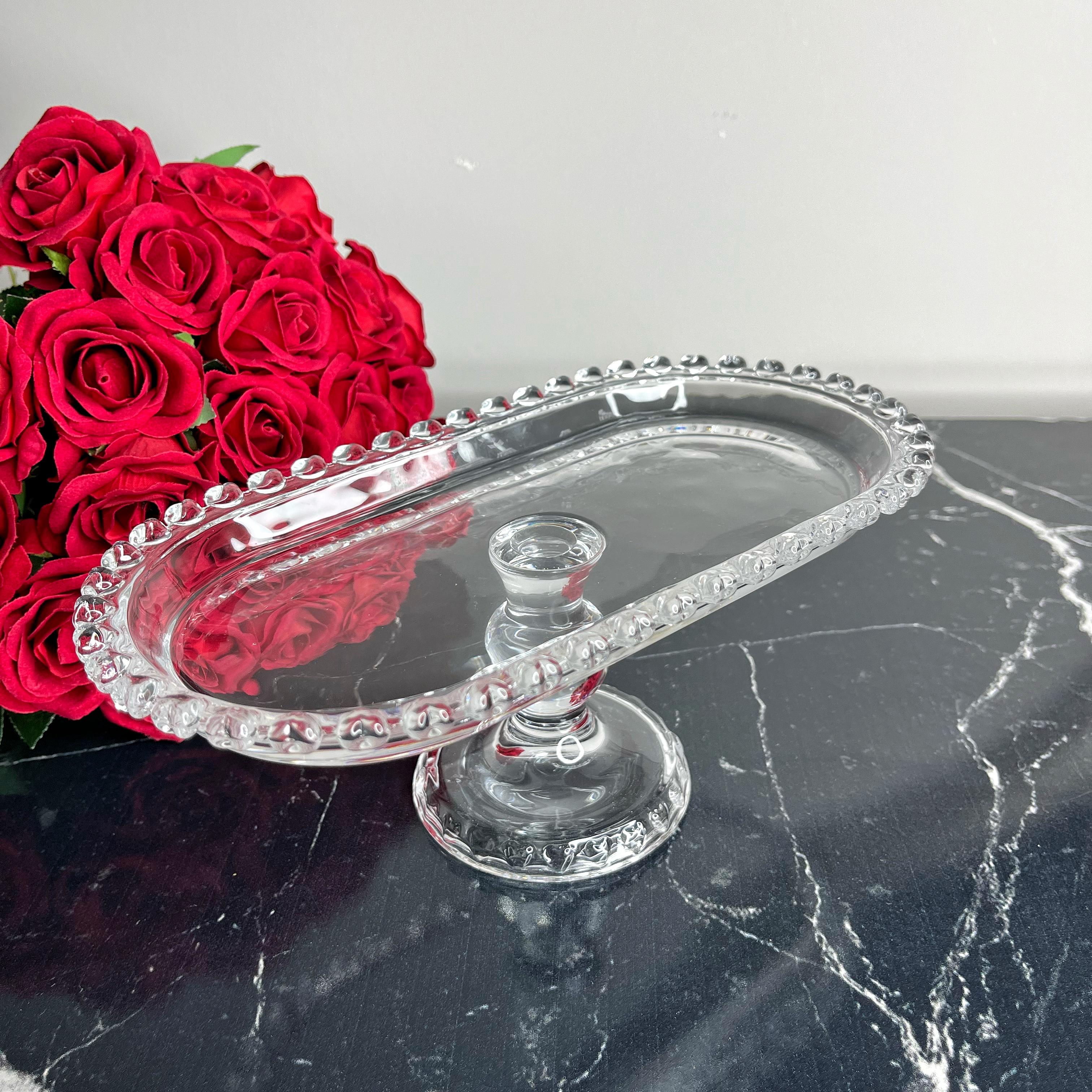 Boncuklu Ayaklı Cam Sunumluk