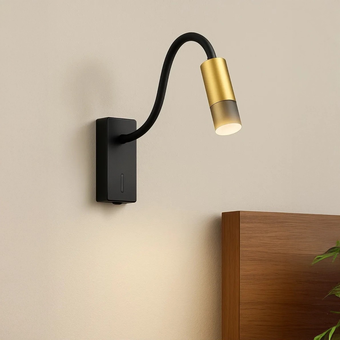 Jupiter 5W Yatak Başı Led Aplik Siyah - Gold LW504 S&A