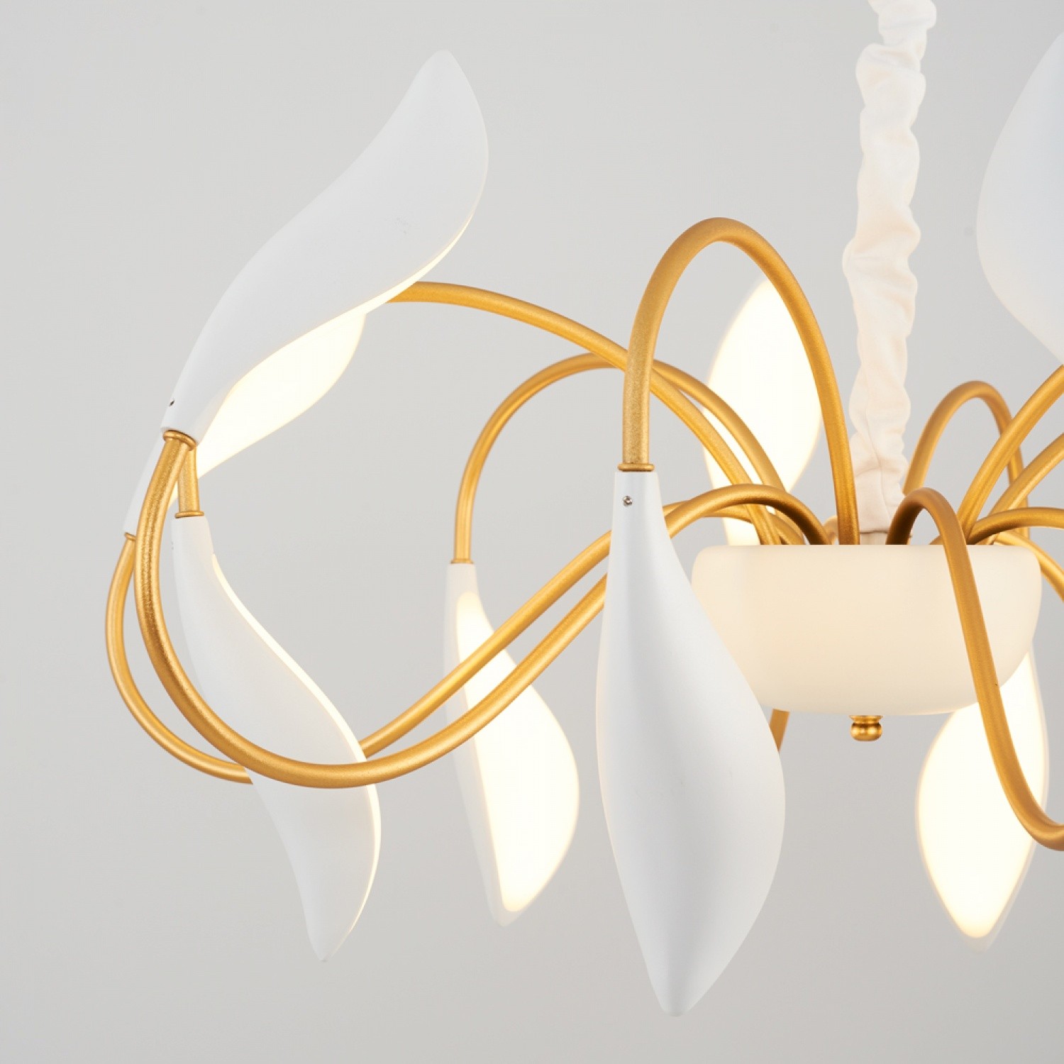 Özcan Aydınlatma 4060-12A 12'li Dekoratif Led Avize
