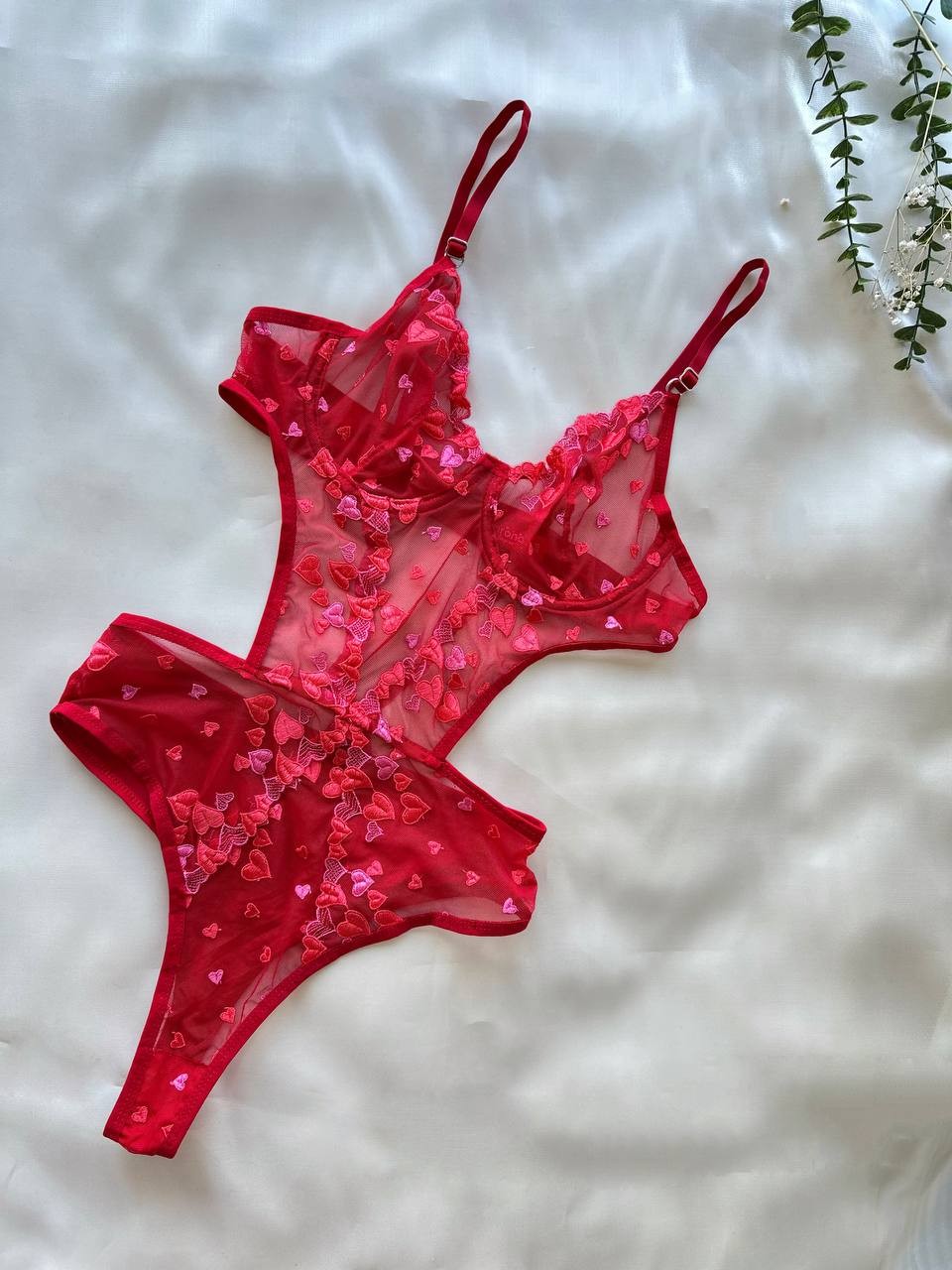 Kalp Detaylı Bodysuit Takım