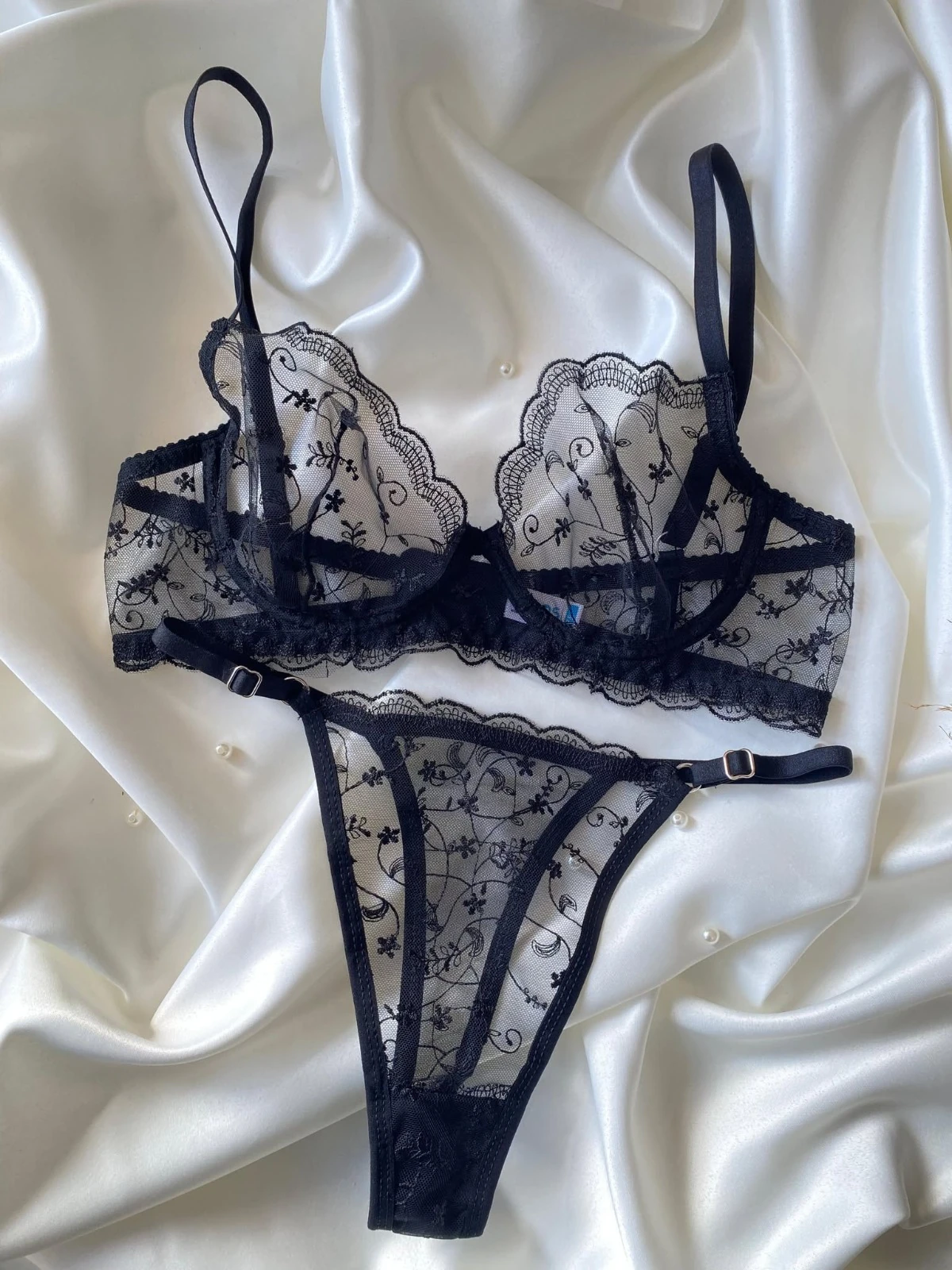 Brode Tüllü Takım