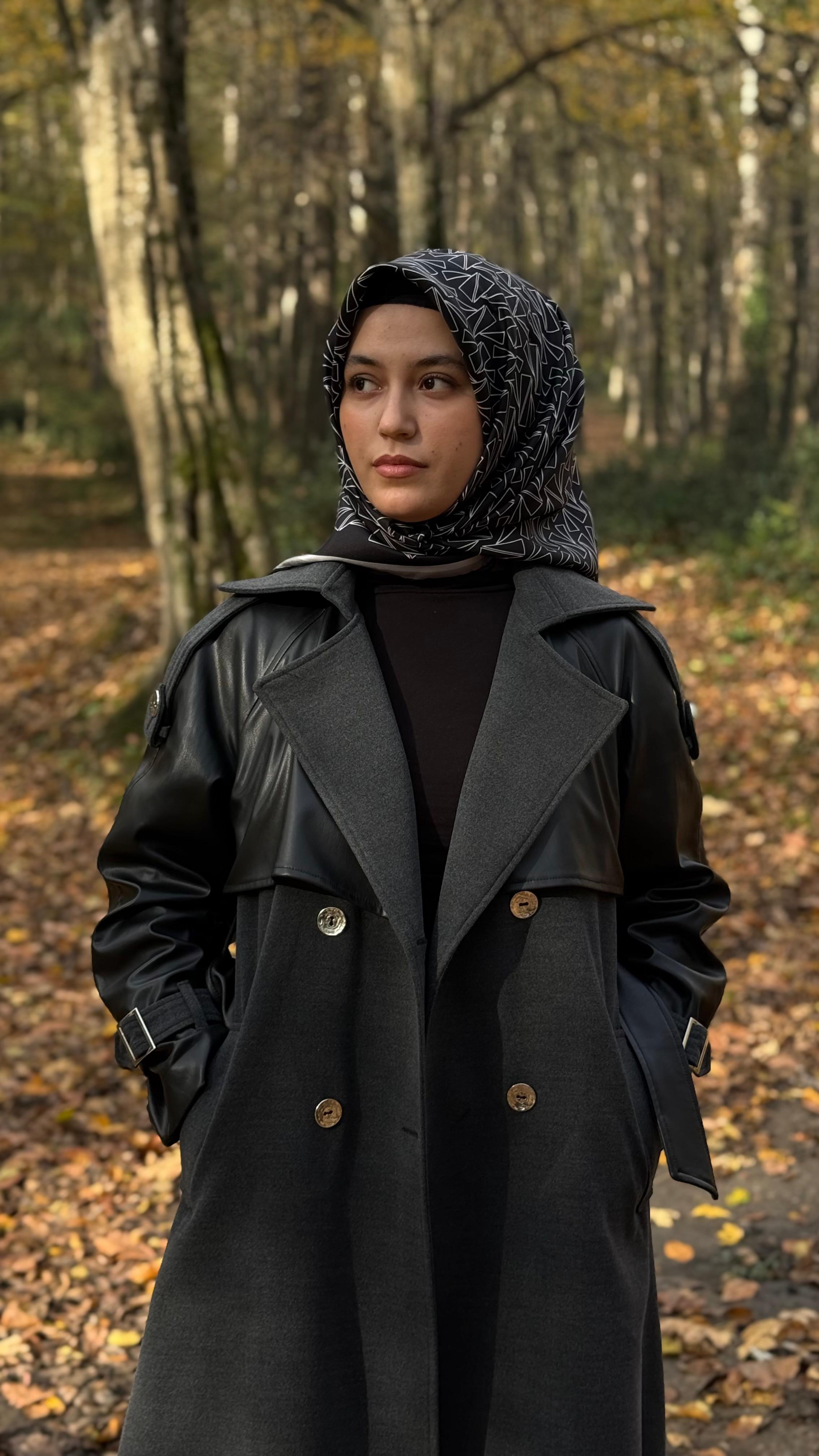 Deri Detaylı Kaşe Kaban