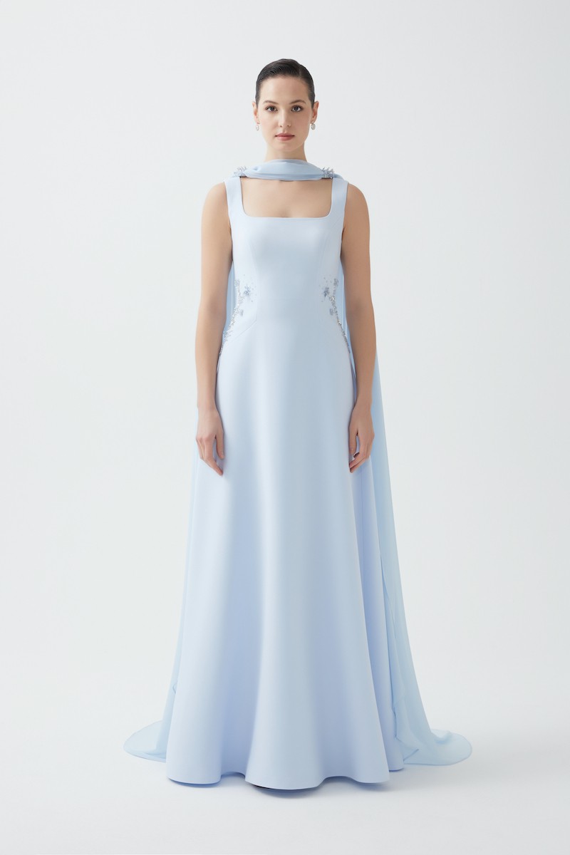 R86 - Square Neckline, Removable Chiffon Cape on the Shoulder, Hand-Embroidered Waist Detail, A-Line, Full-Length Dress