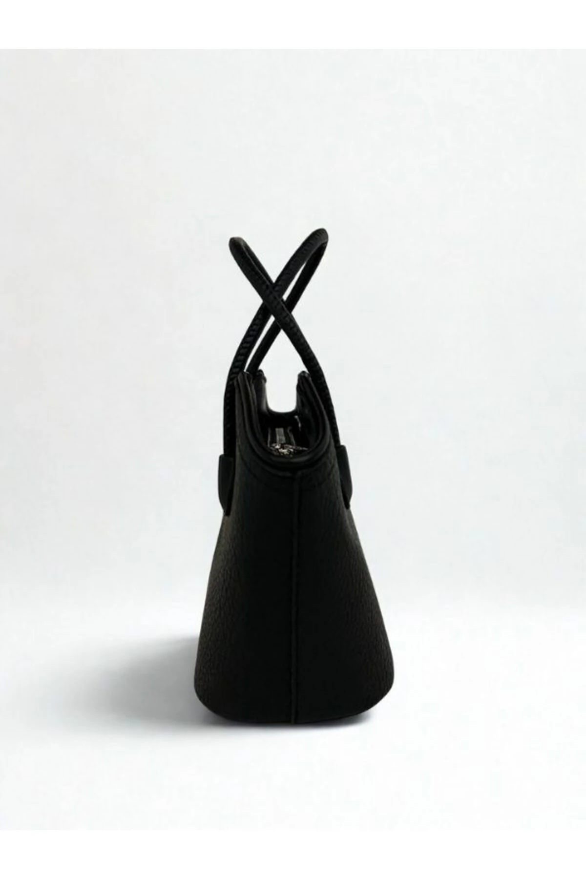 Kadın Vanta Omuz Askılı Kova Formlu El Çantası 1011-1