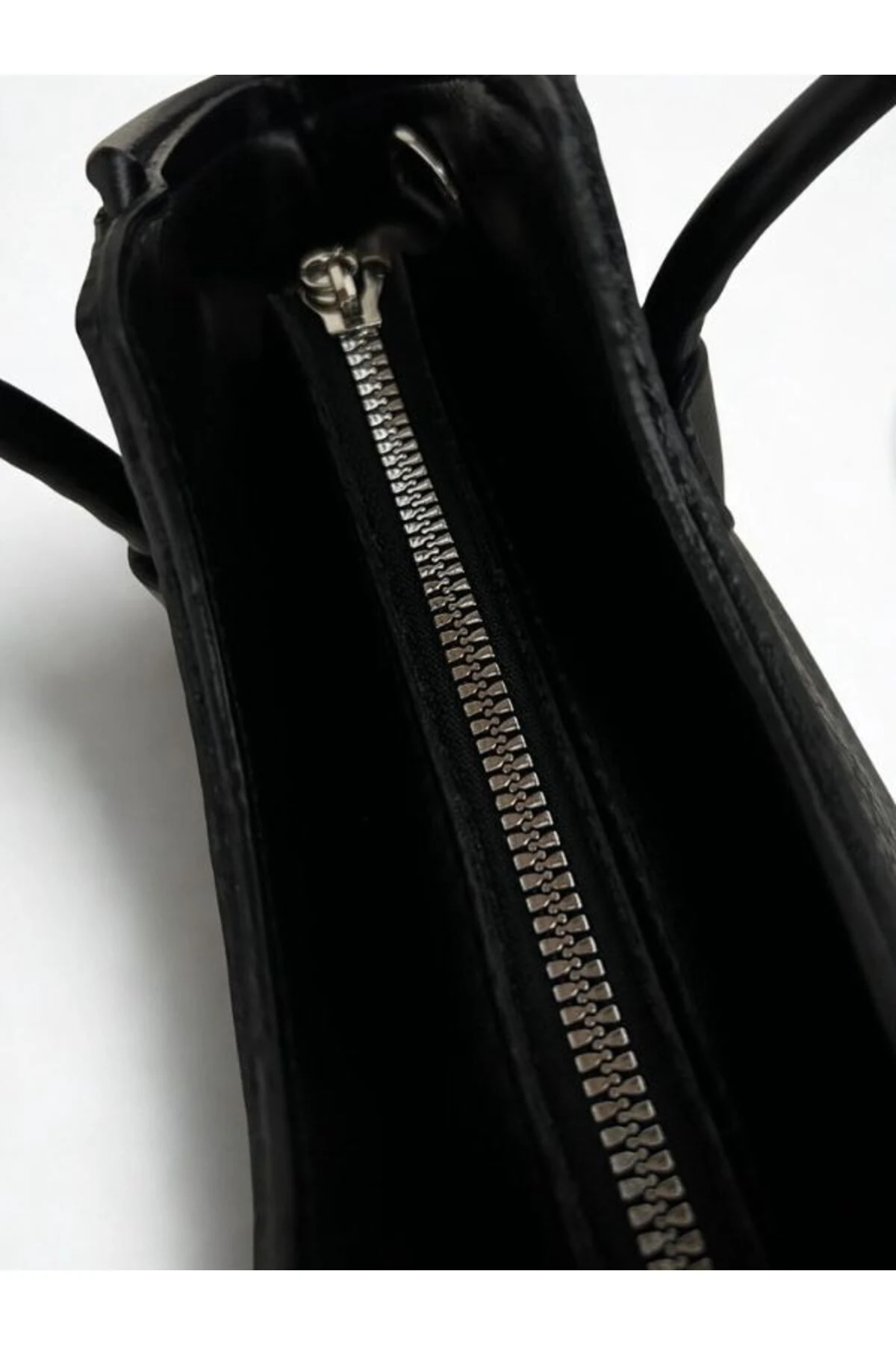 Kadın Vanta Omuz Askılı Kova Formlu El Çantası 1011-1