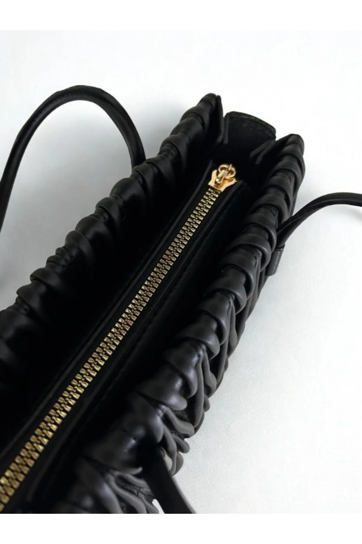 Kadın Büzgü Detaylı Agatha Omuz Askılı El Çantası 1010-1