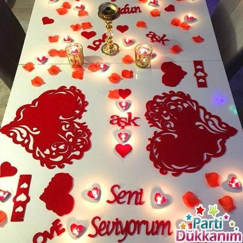 Sevgiliye Özel Doğum Günü Sürpriz Masa Süsleme Seti