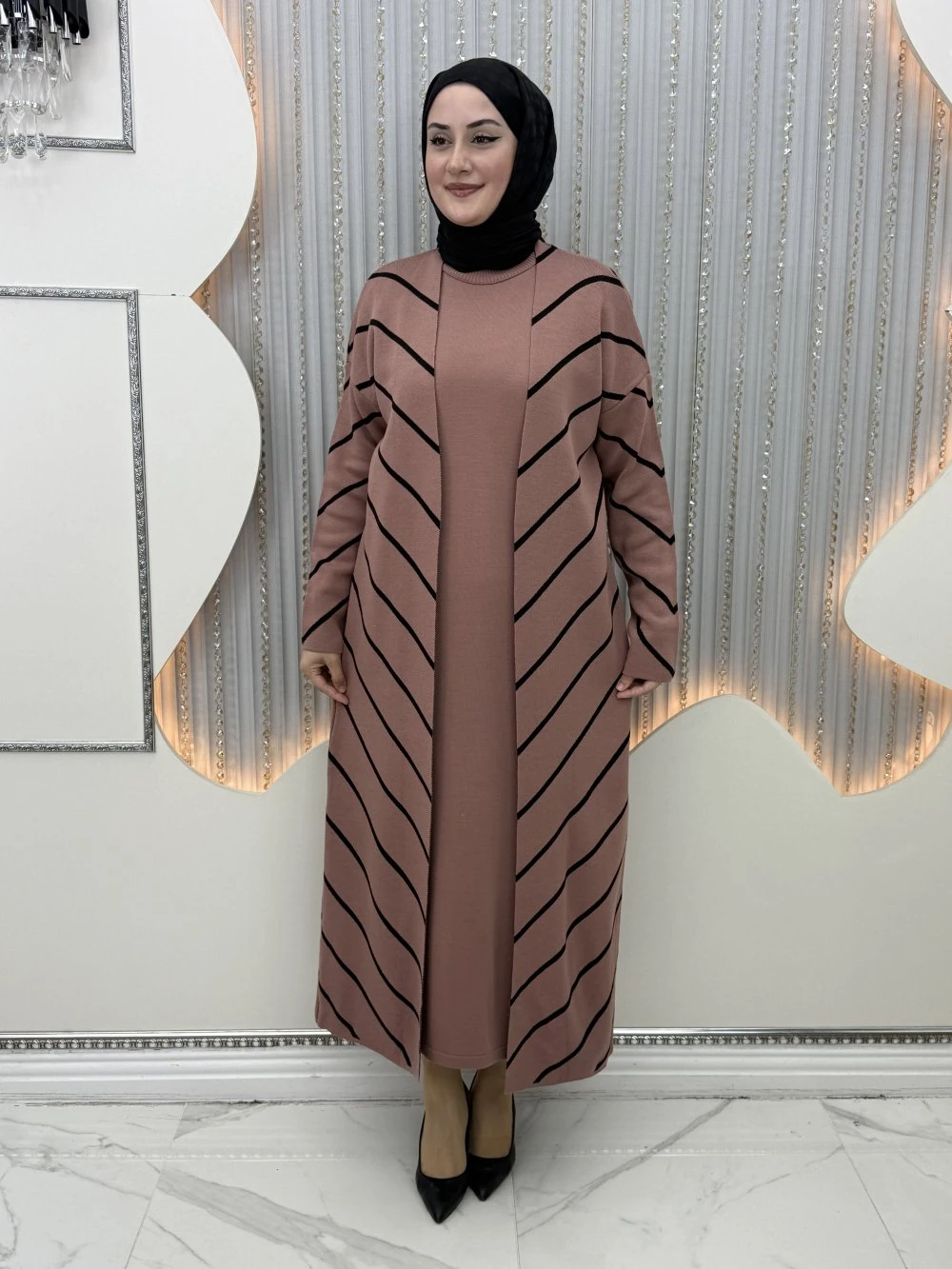 Bukle Elbiseli Hırka