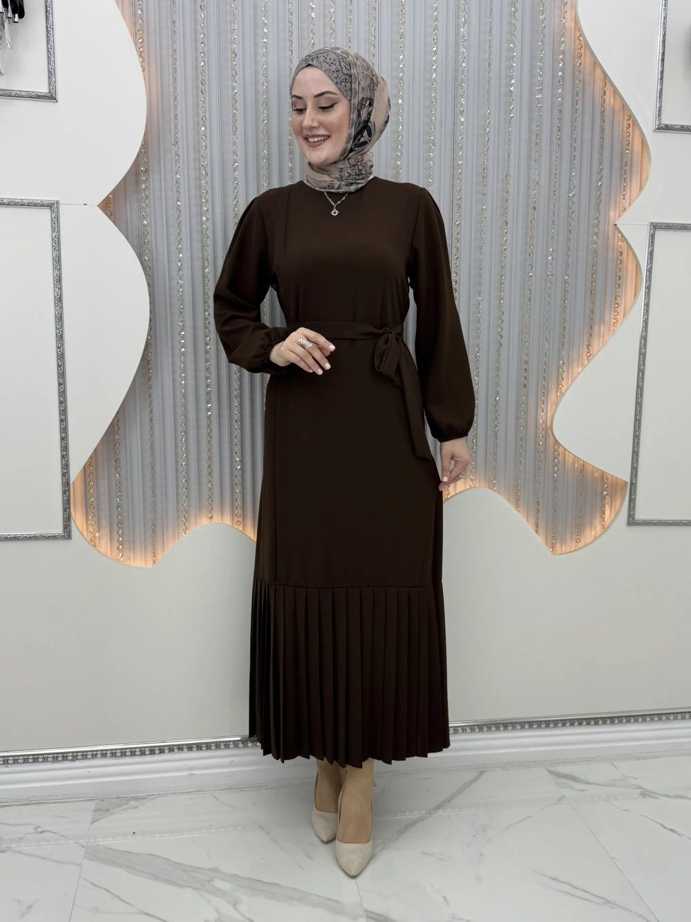 Piliseli düşsel elbise