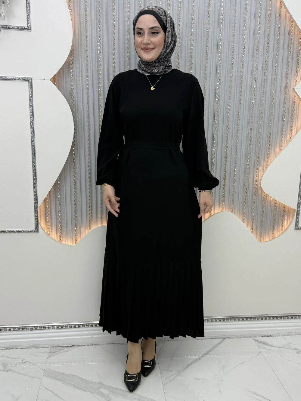 Piliseli düşsel elbise