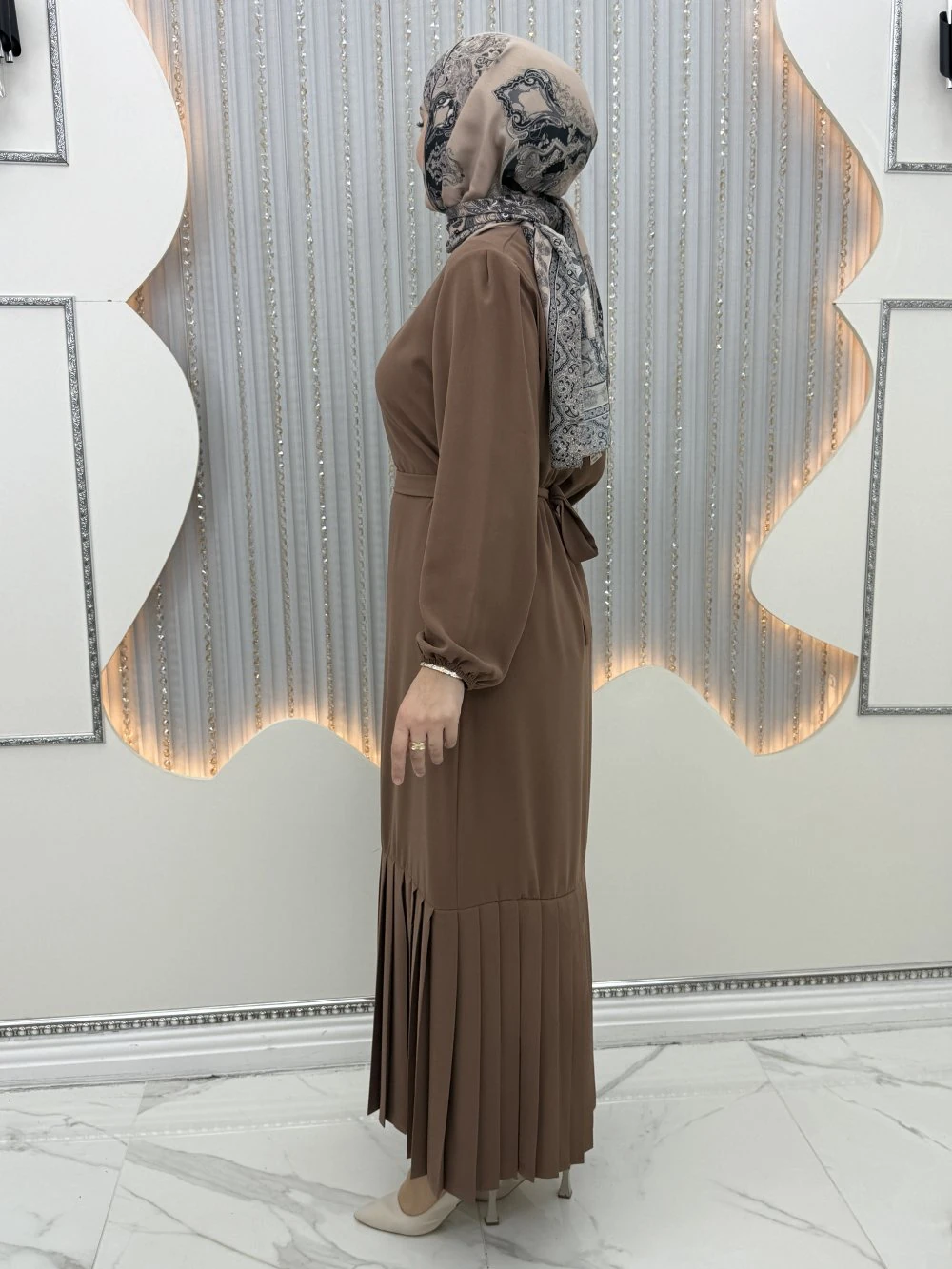 Piliseli düşsel elbise