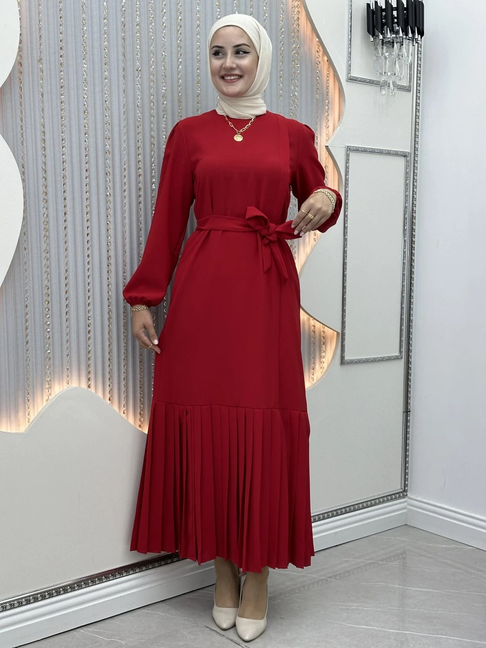 Piliseli düşsel elbise