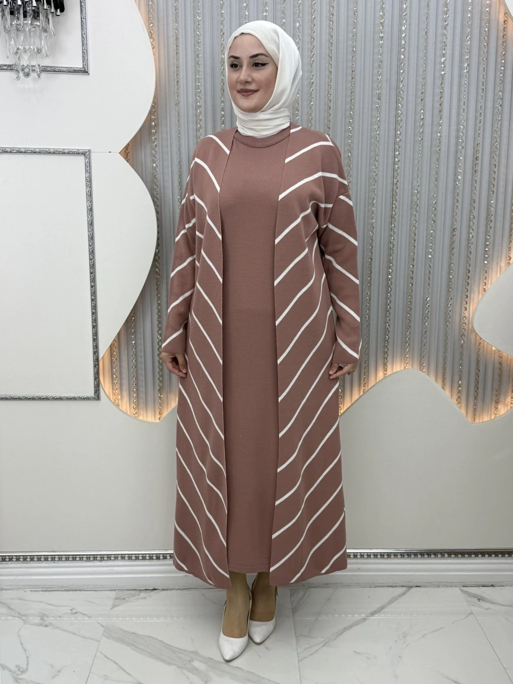 Bukle Elbiseli Hırka