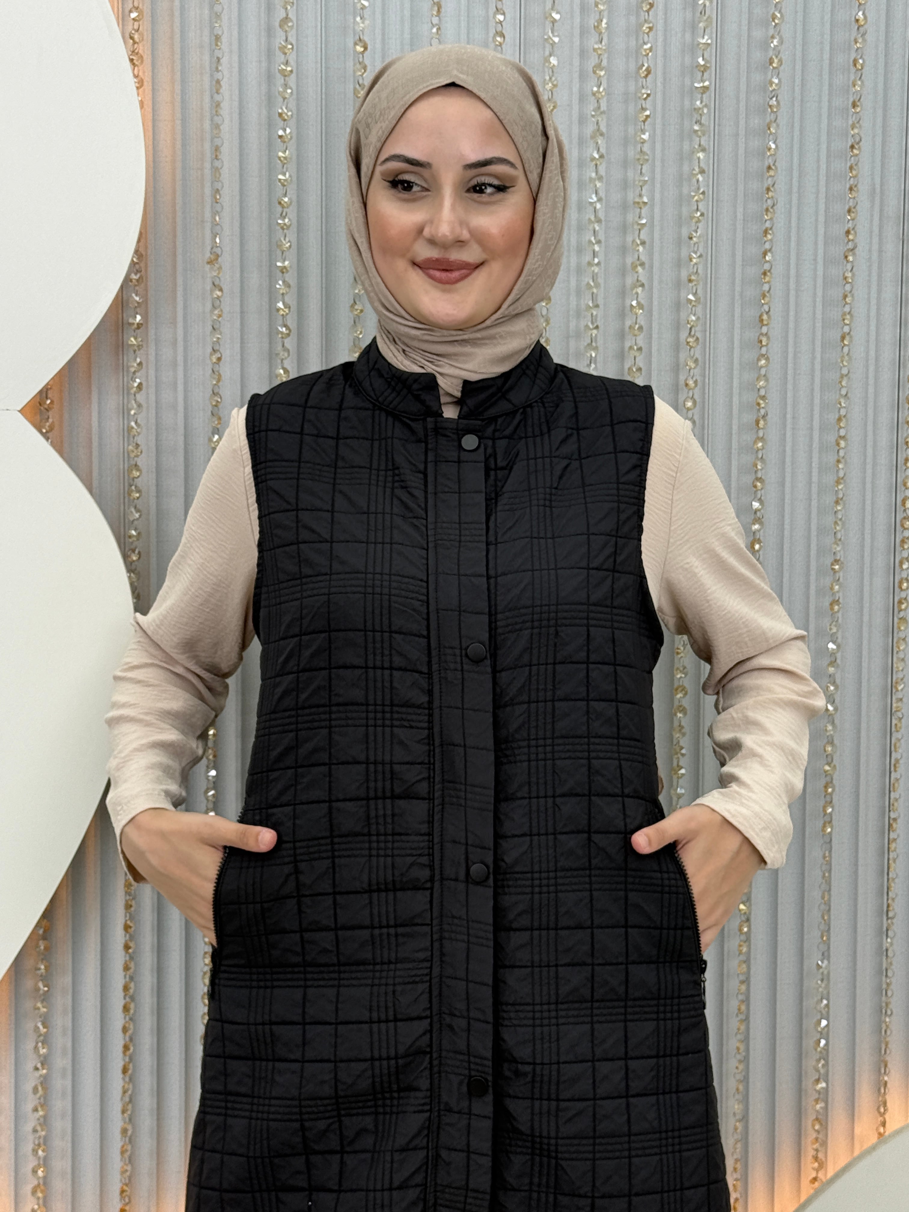Karyel Kapitone Yelek