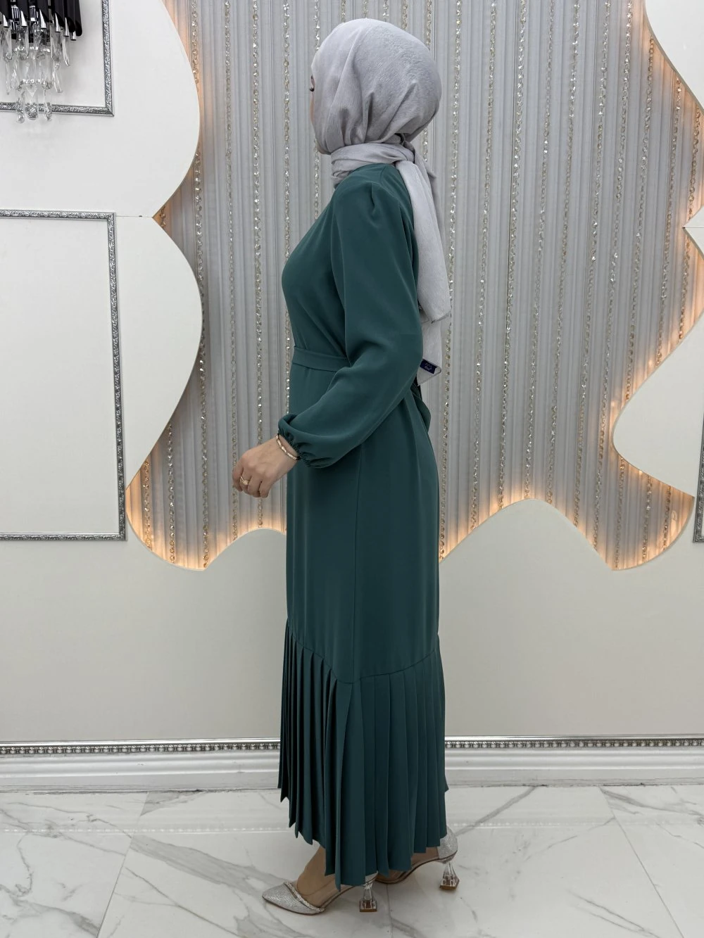 Piliseli düşsel elbise