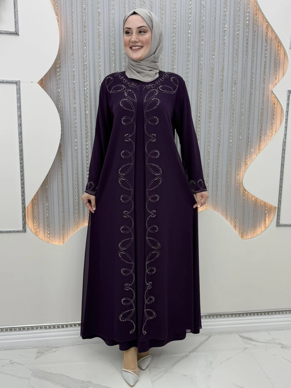 Mücevher elbiseli hırka