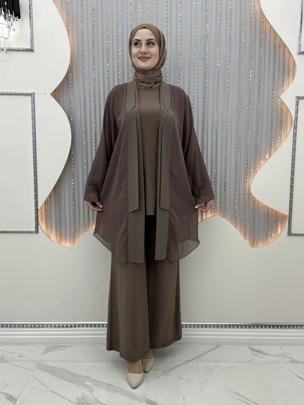 Şirin Pantolonlu Takım