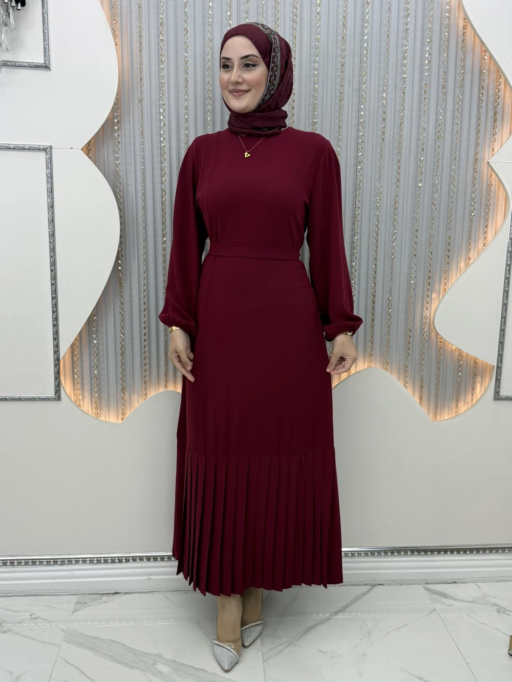 Piliseli düşsel elbise