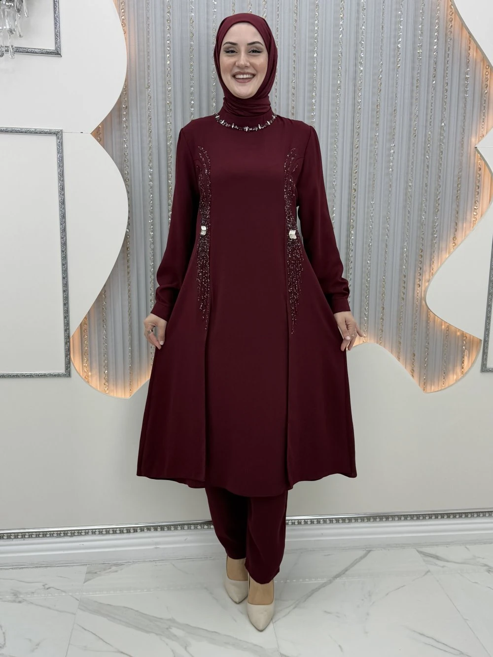 Nora pantolonlu takım