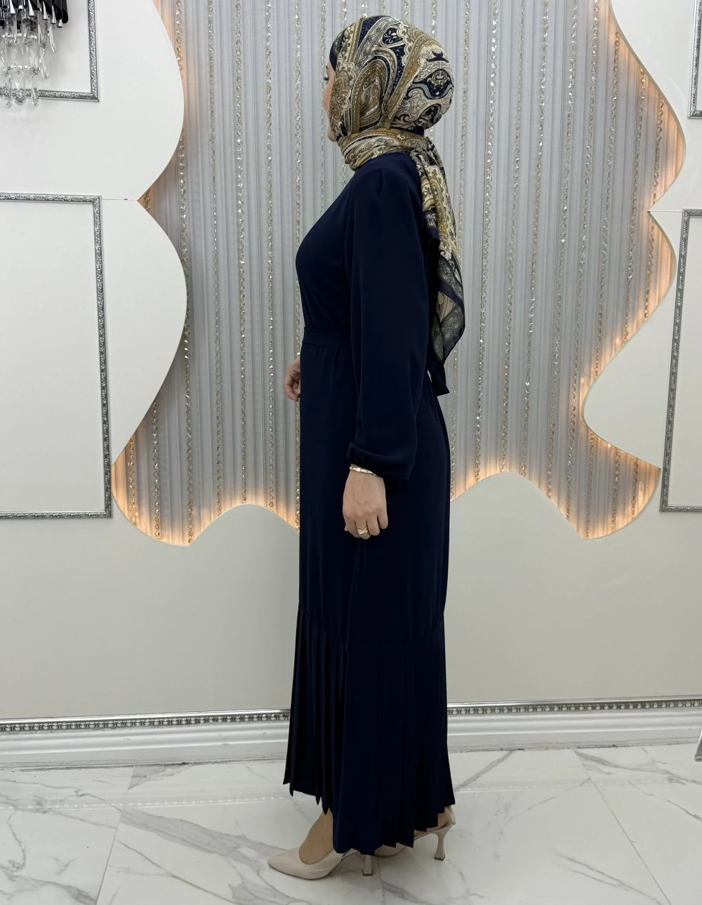 Piliseli düşsel elbise