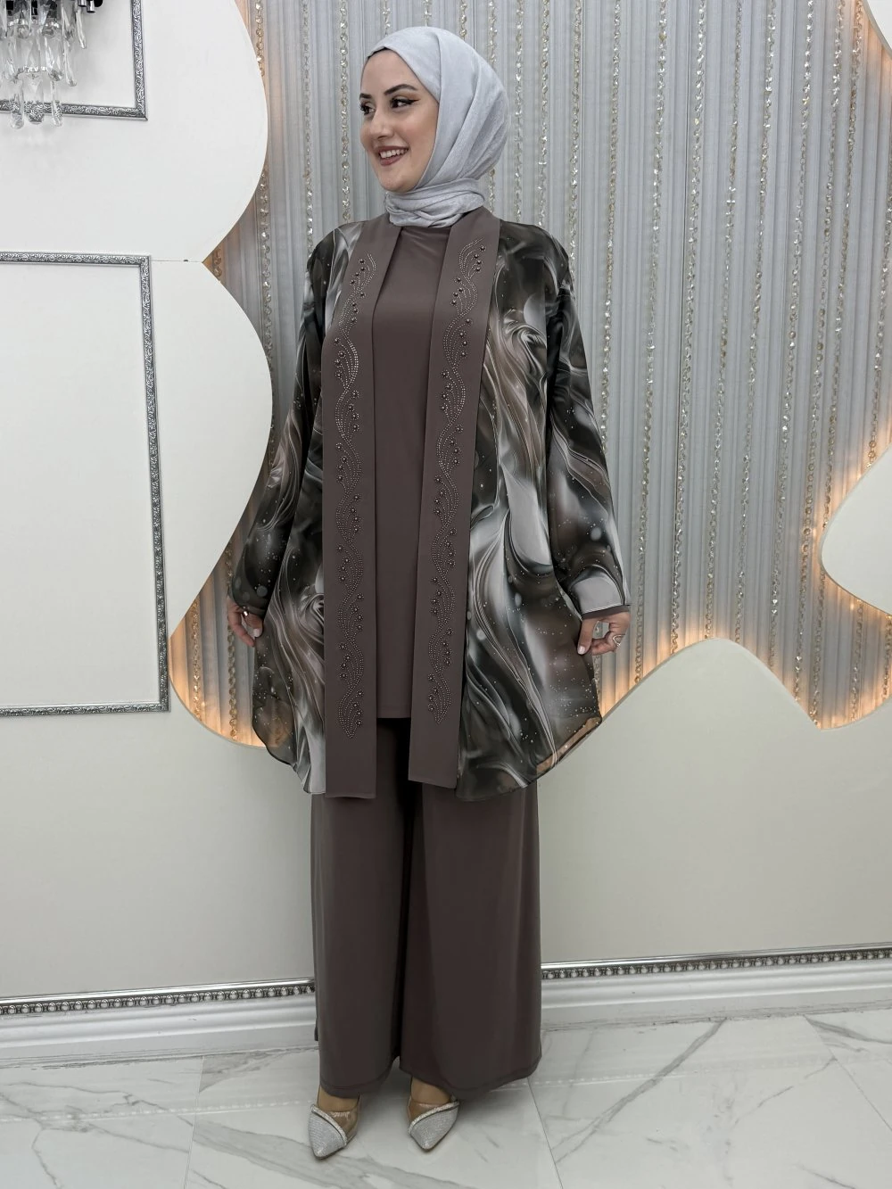 Efsa Pantolonlu Takım