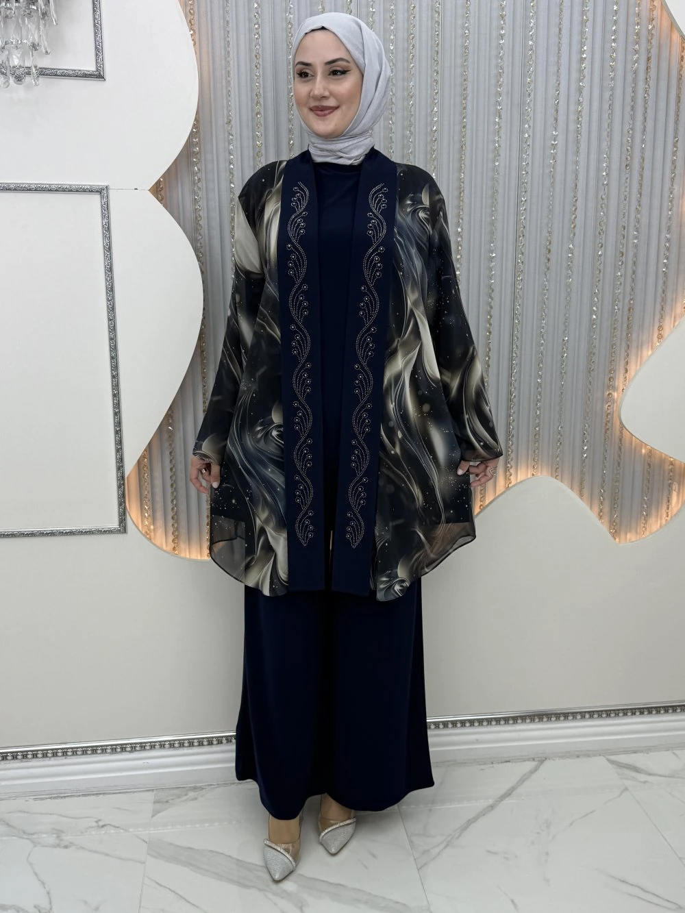 Efsa Pantolonlu Takım