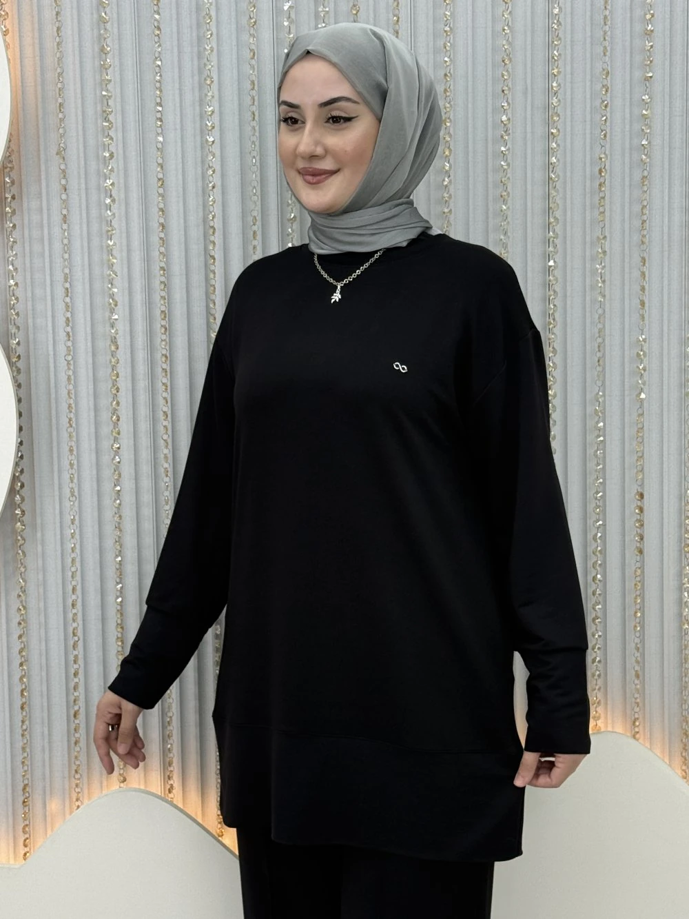 Leyal Pantolonlu Takım