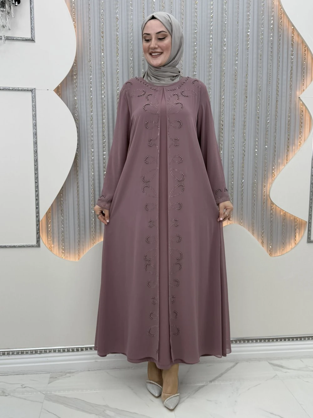 Mücevher elbiseli hırka