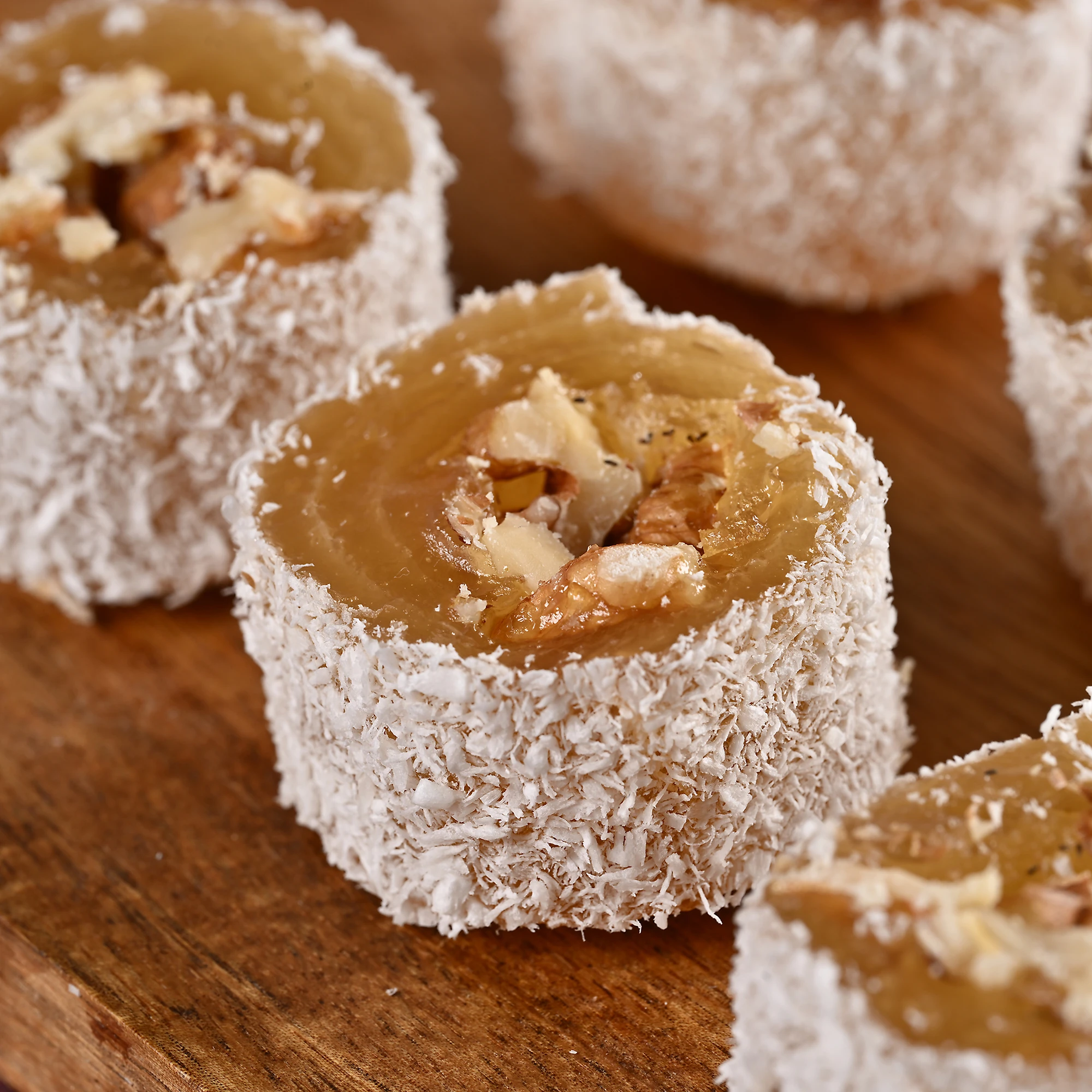 H.CEVİZİ KAPLI ÖZEL CEVİZLİ LOKUM 