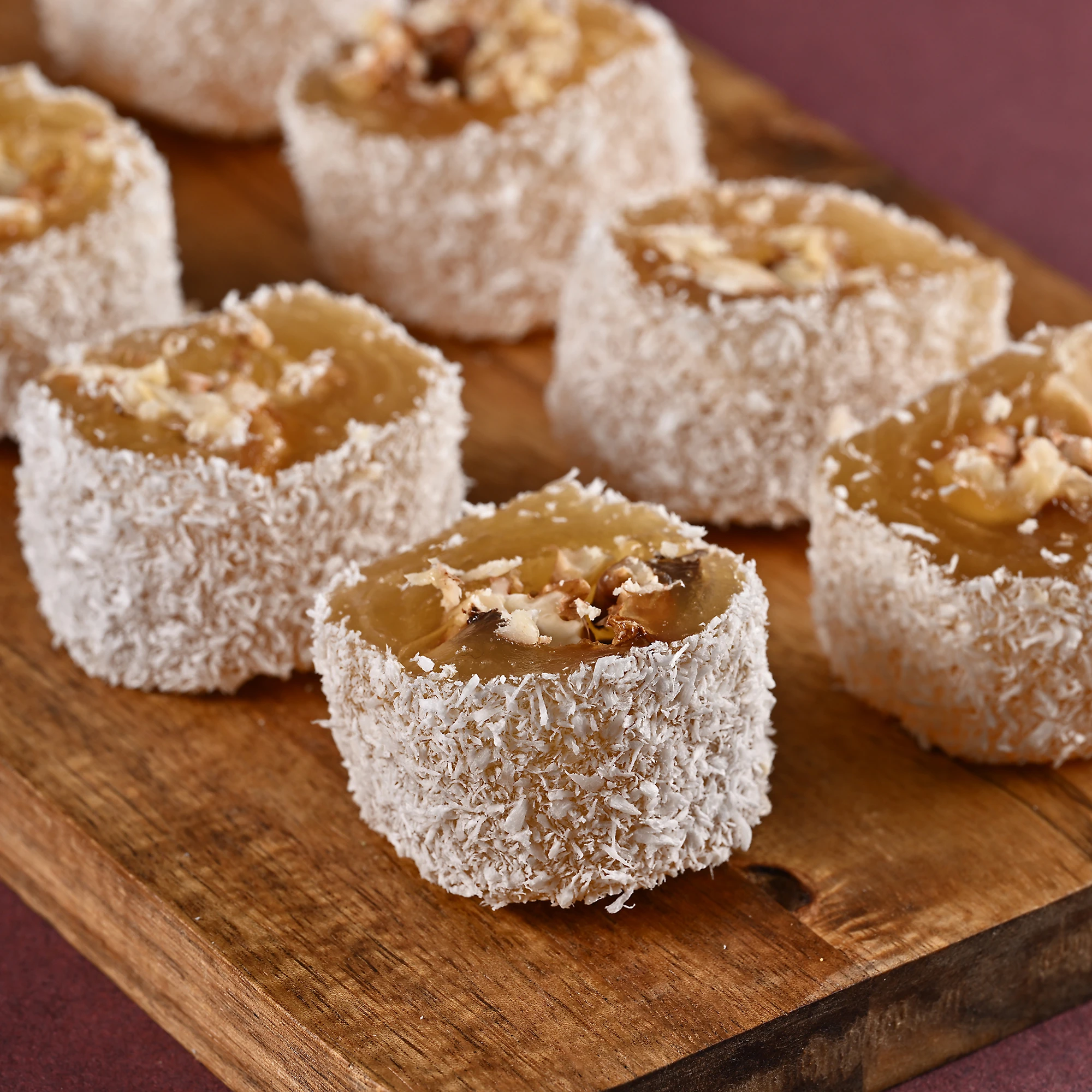 H.CEVİZİ KAPLI ÖZEL CEVİZLİ LOKUM 