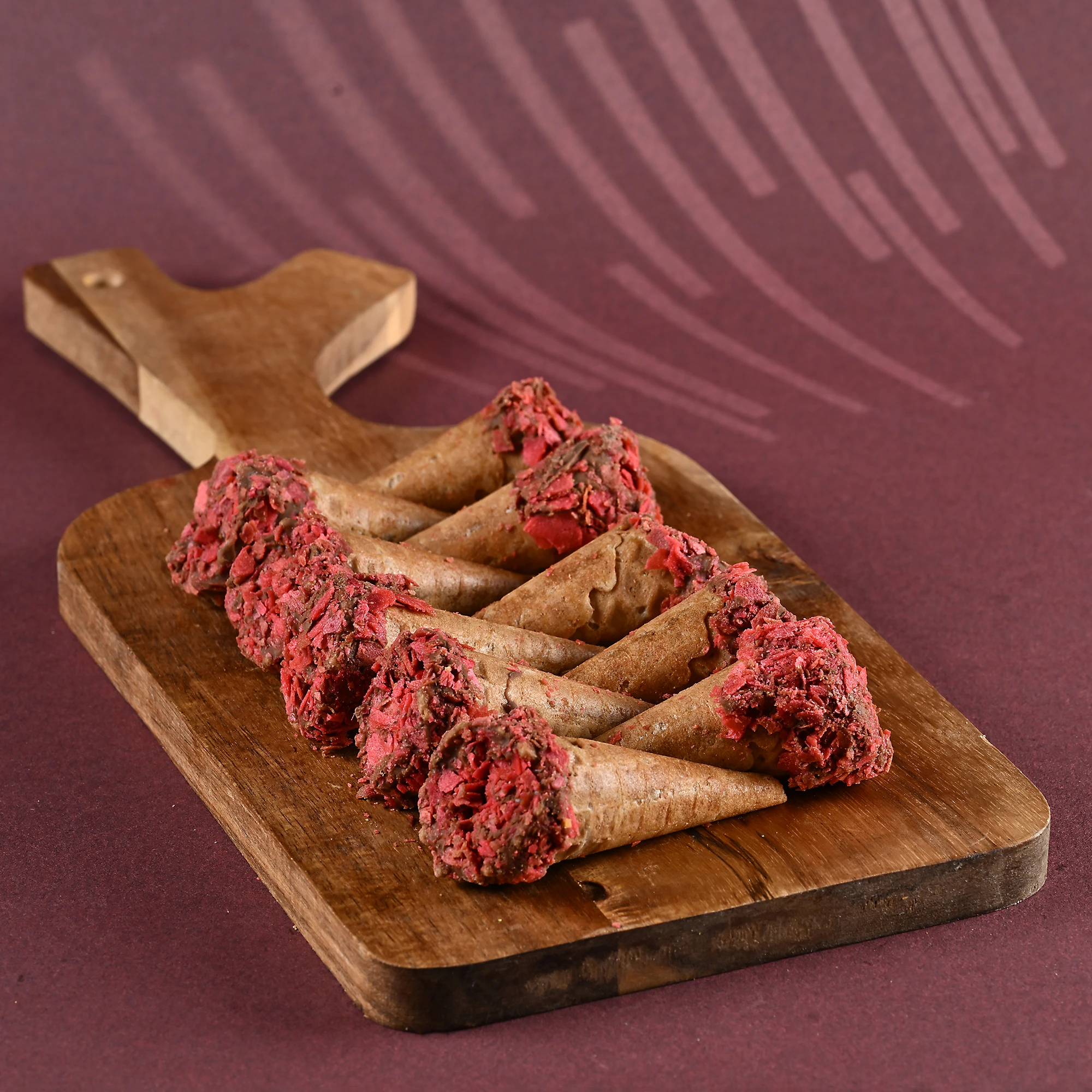 Çikolatalı Çilekli Kornet 