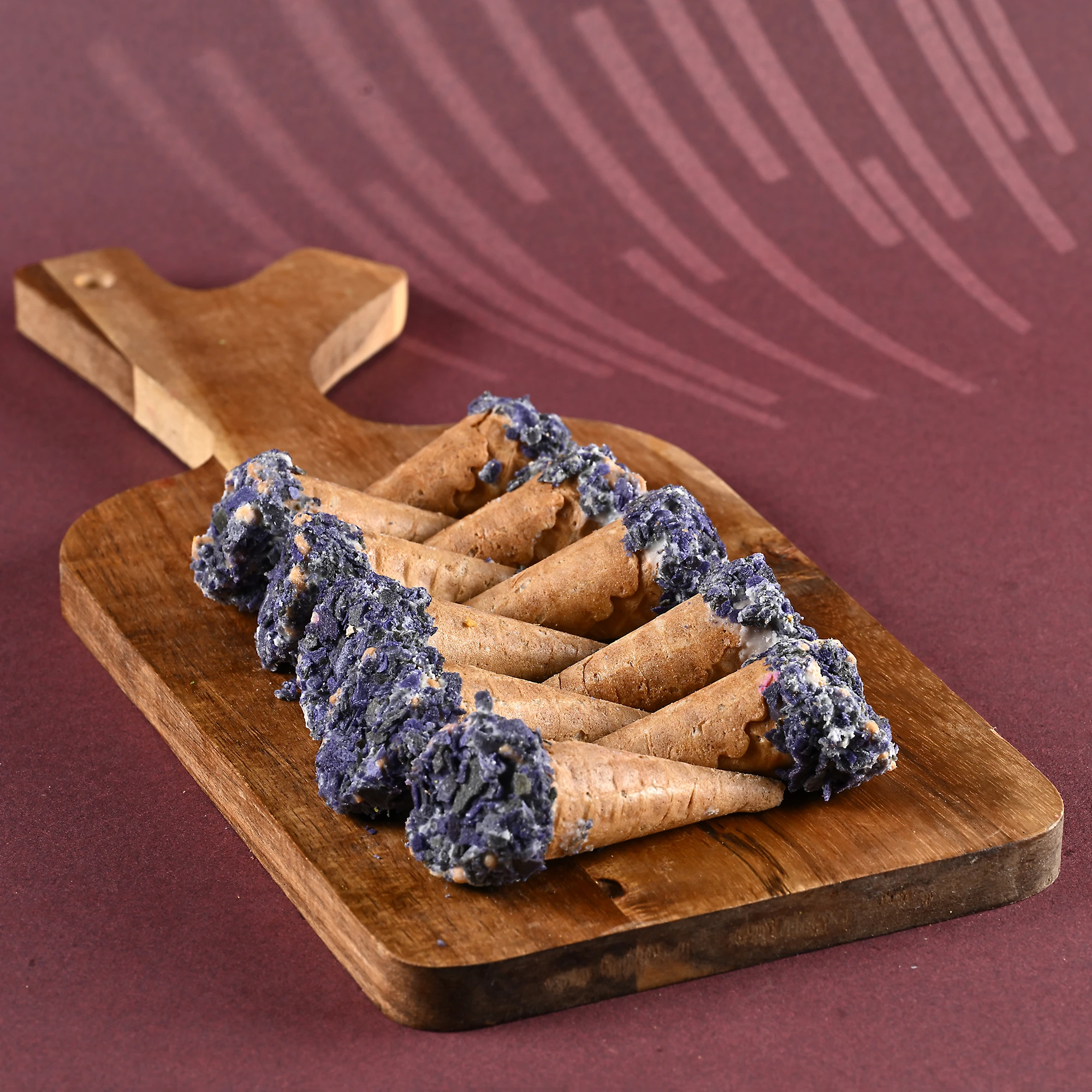 Frambuazlı Çikolatalı Kornet