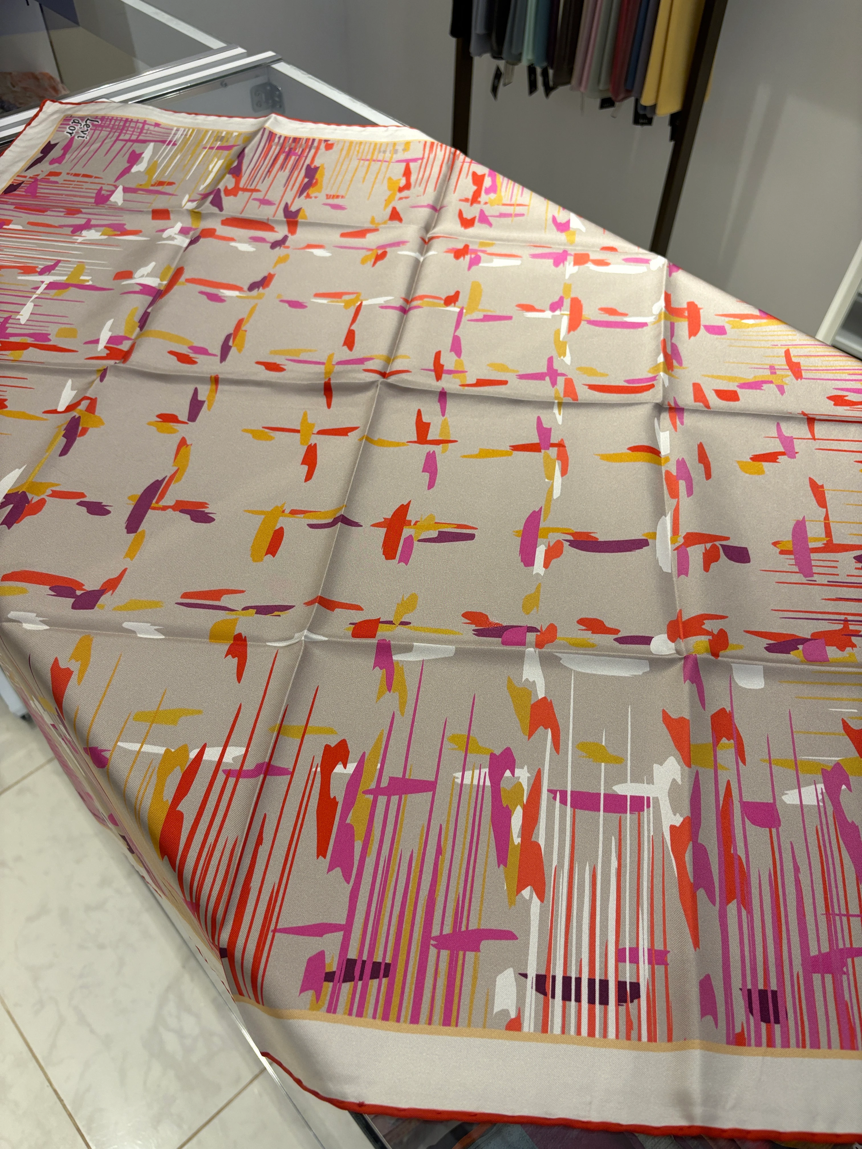 Levidor twill İpek Eşarp