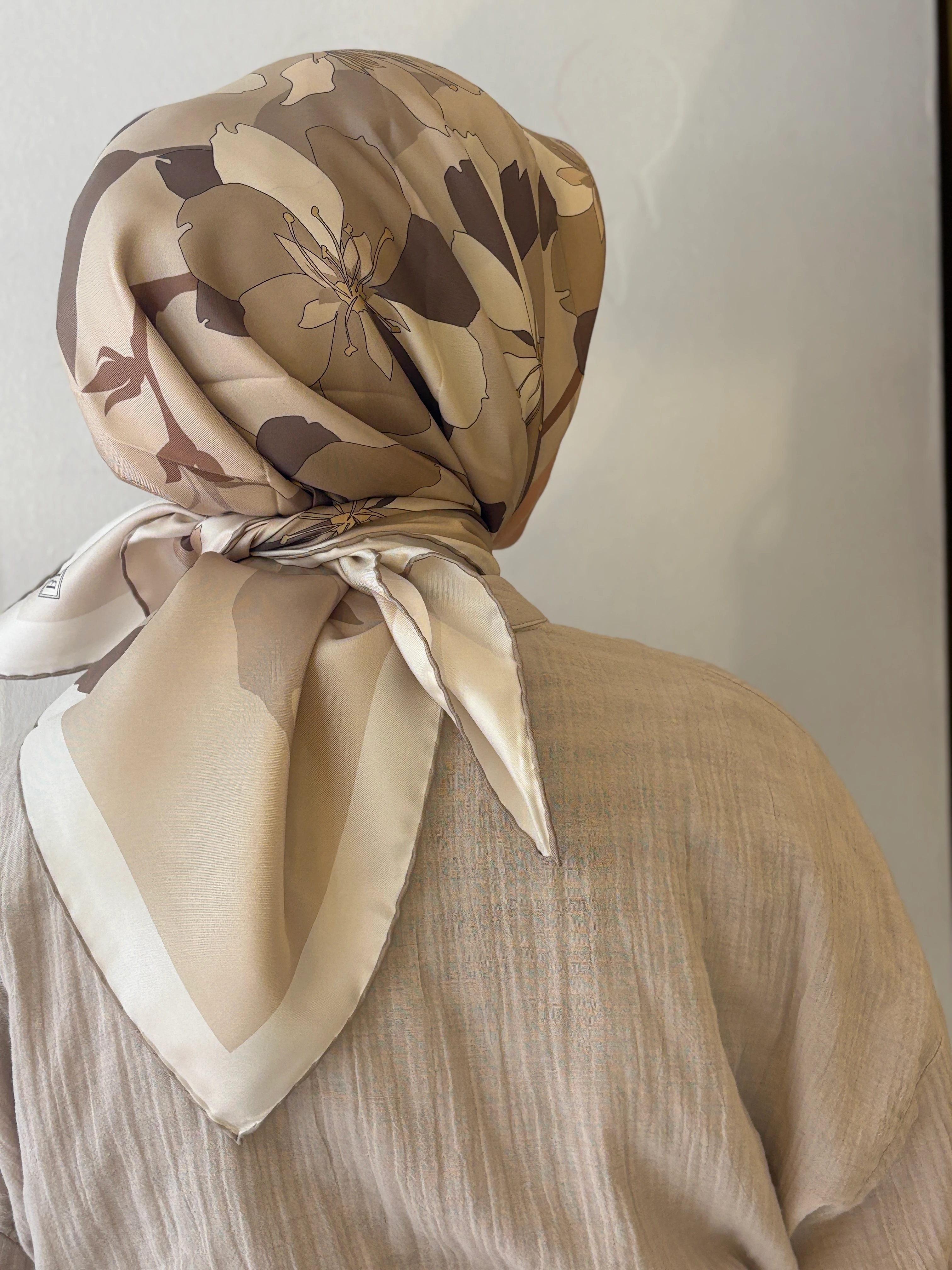 Belli Twill İpek Eşarp- 2025 Yaz - Bej