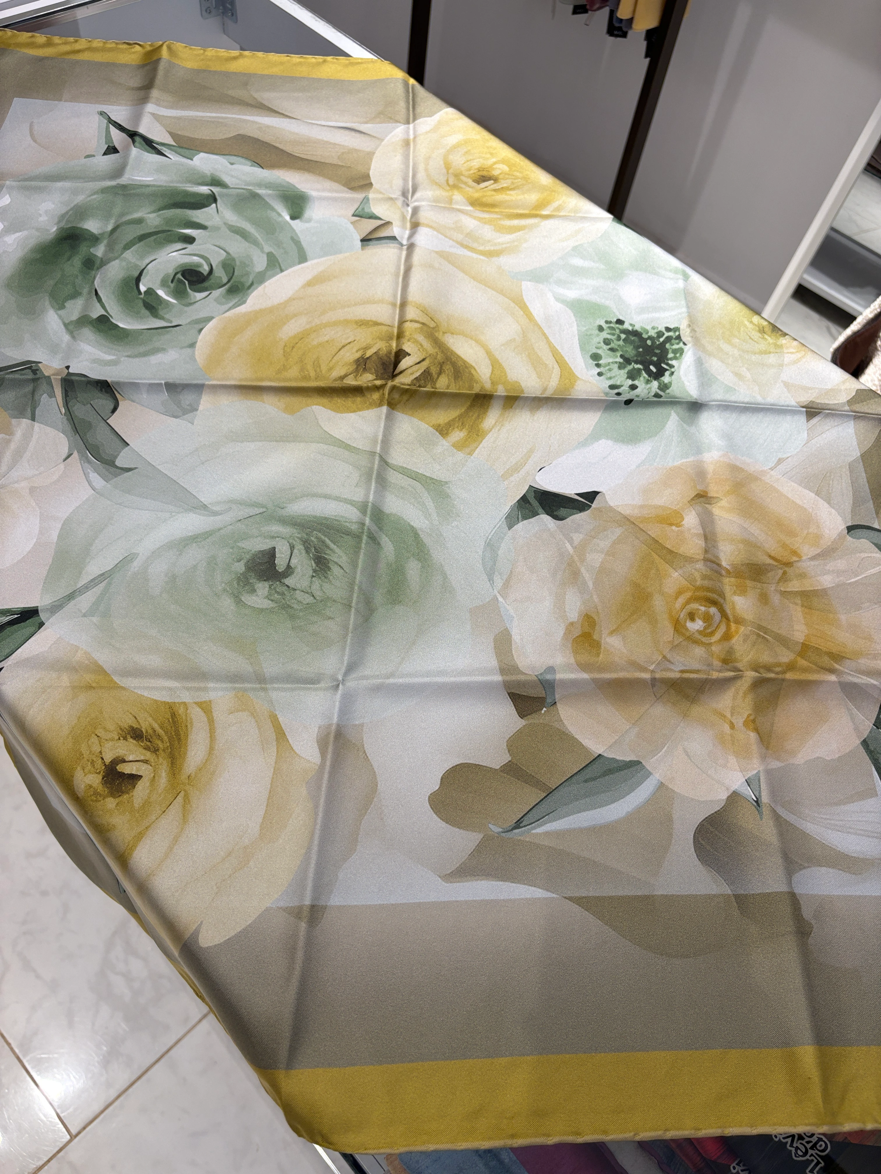 Levidor Twill İpek Eşarp