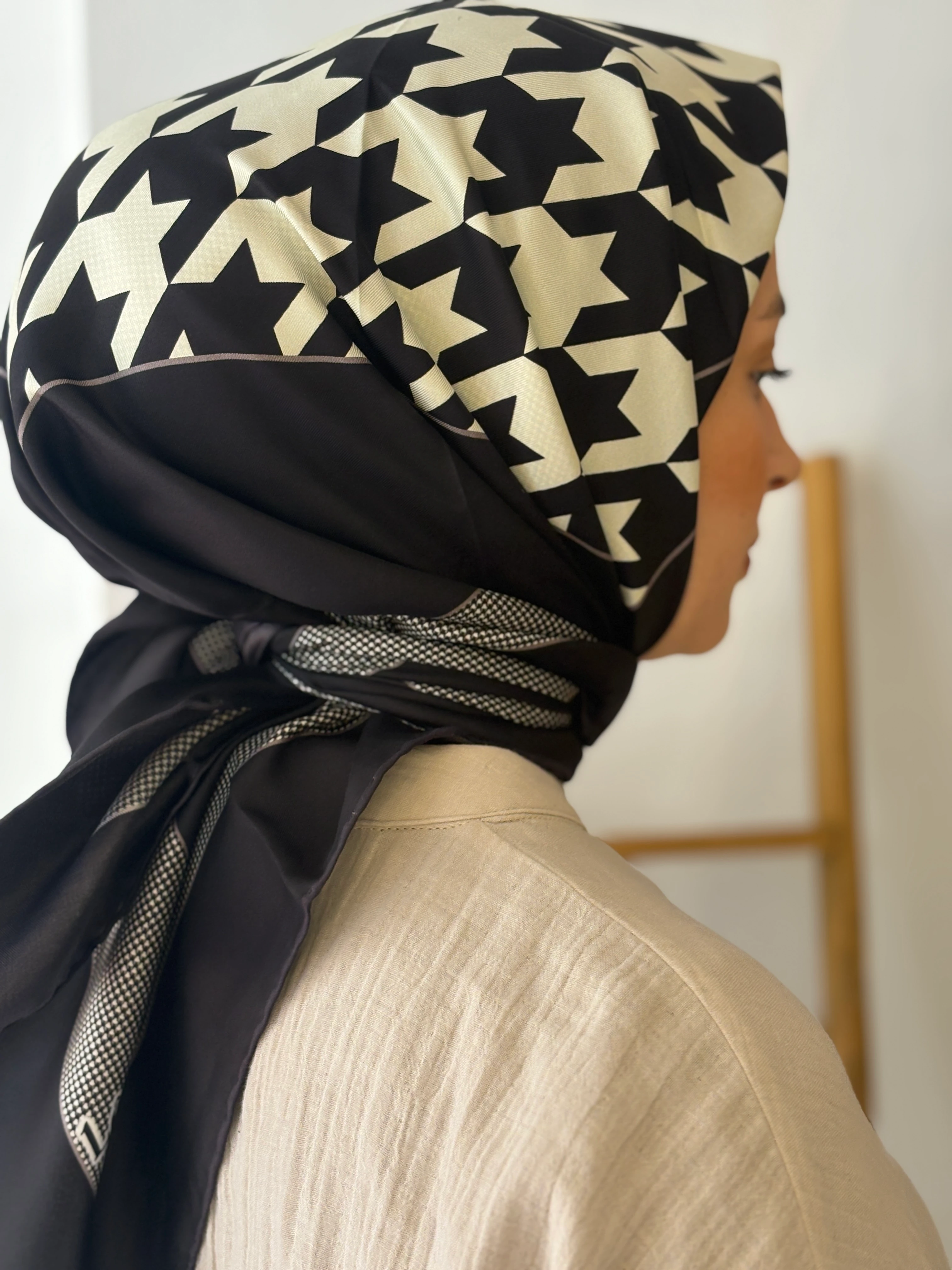 Levidor Twill İpek Eşarp - Siyah