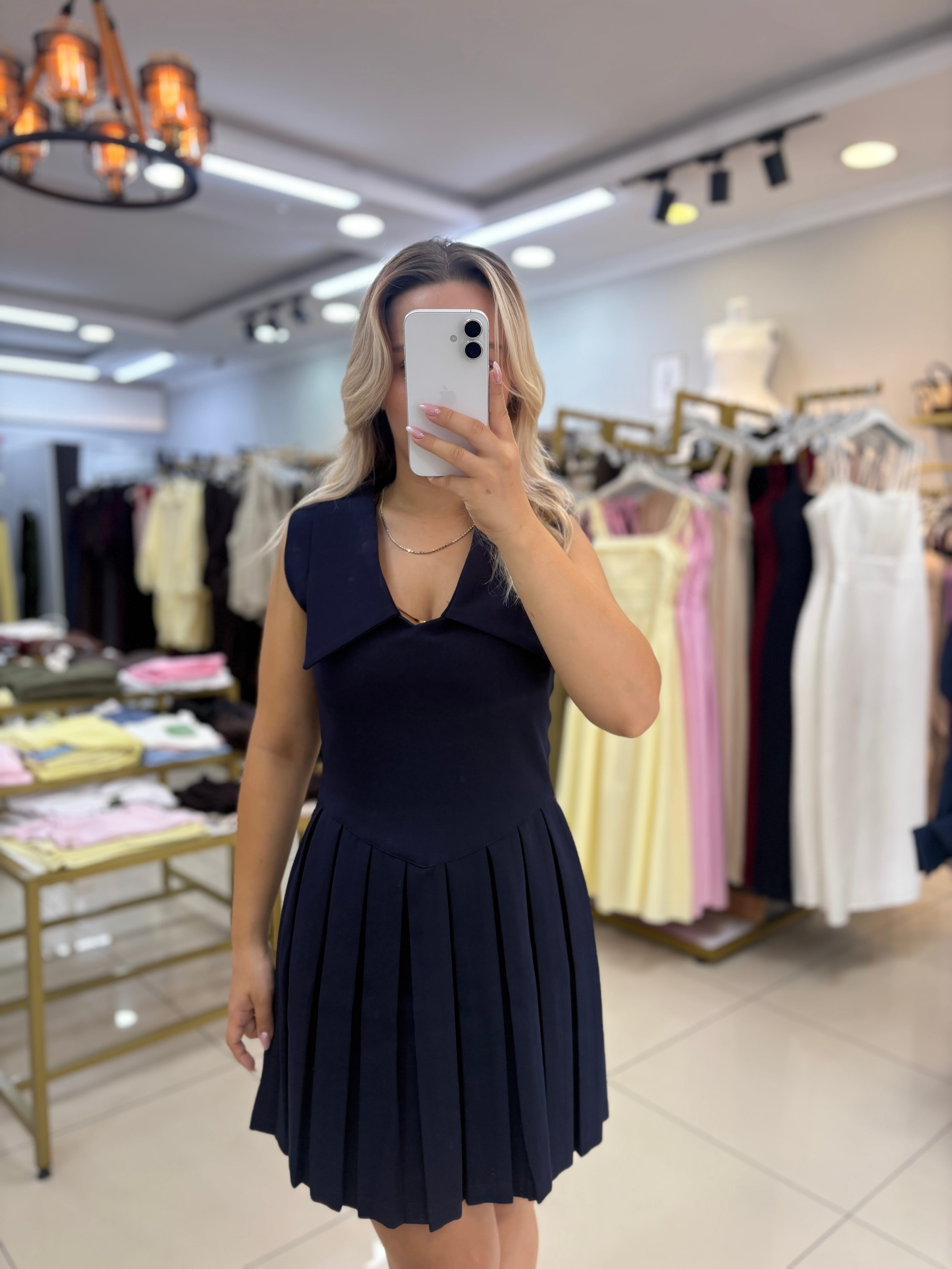 MARKA MODEL PİLELİ ELBİSE 