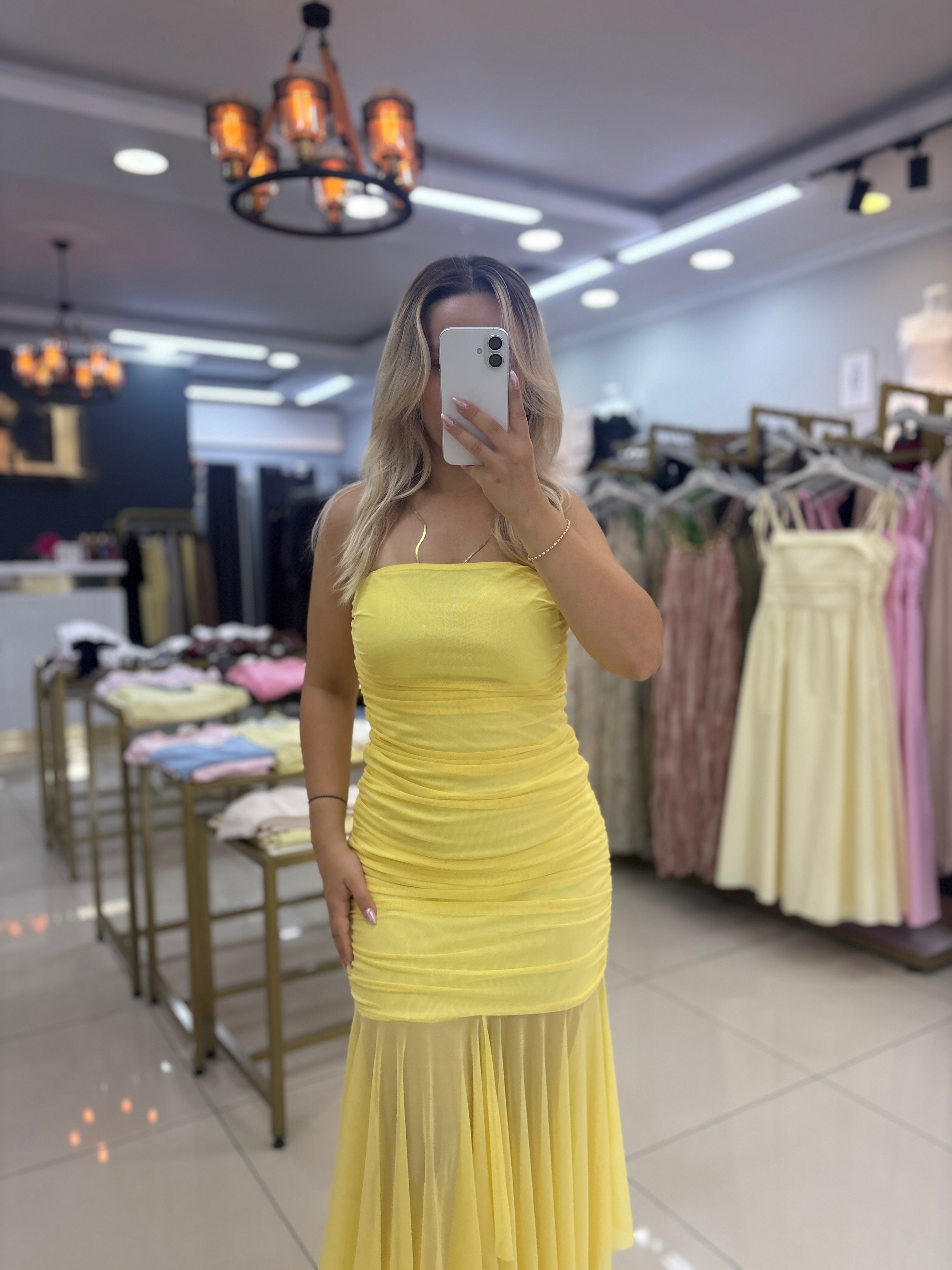 SARI ASİMETRİK STRAPLEZ TÜL ELBİSE